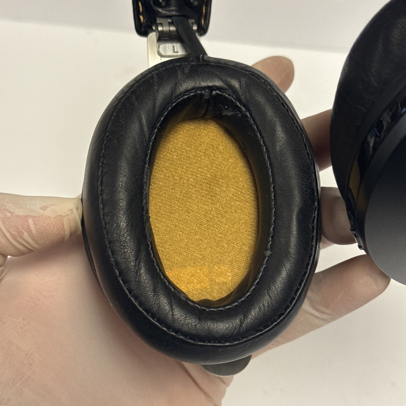 Sennheiser Momentum M2 AEBT Noise Canceling Wireless Headphones (Needs Pads)