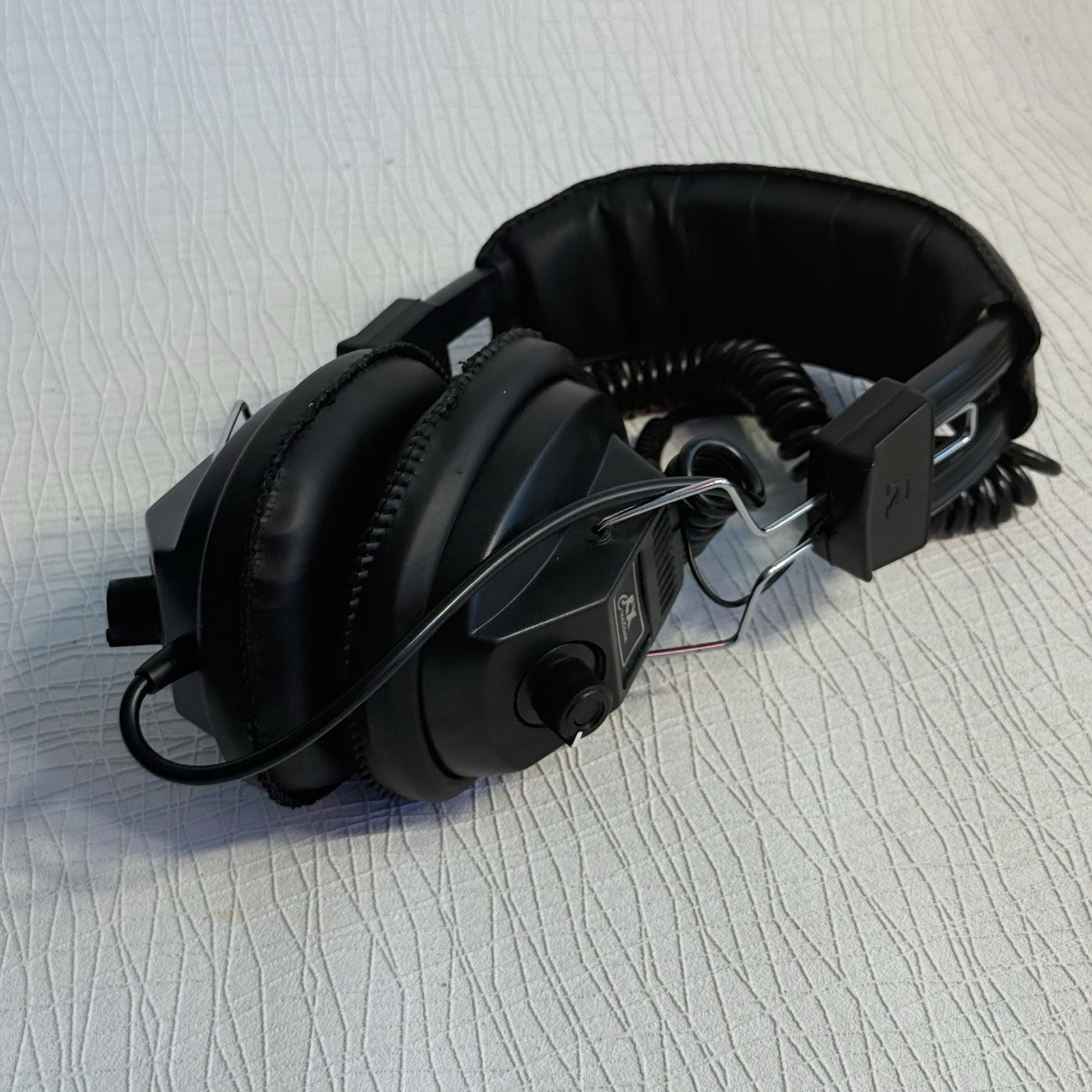 CX Custom Vintage Over Ear Stereo Headphones Wired Volume Control Retro