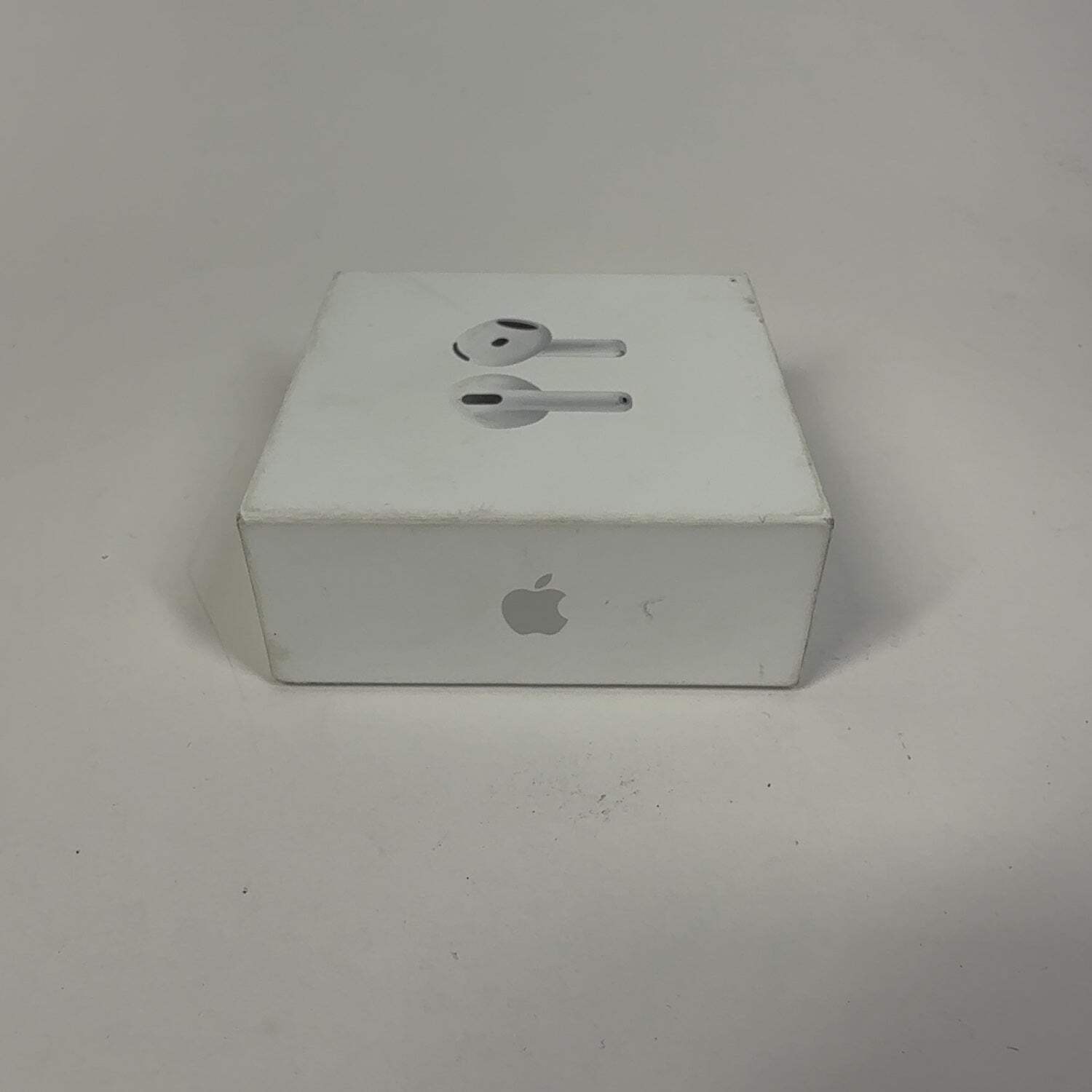 New Apple AirPods 4th Gen with Charging Case A3050 A3053 A3058 MXP63LL/A