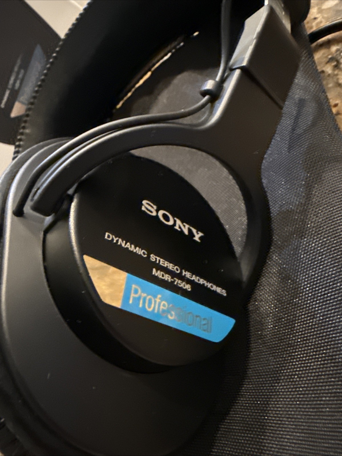 SONY MDR-7506 Stereo Headphones 3.5mm 230g Closed Dynamic Wired