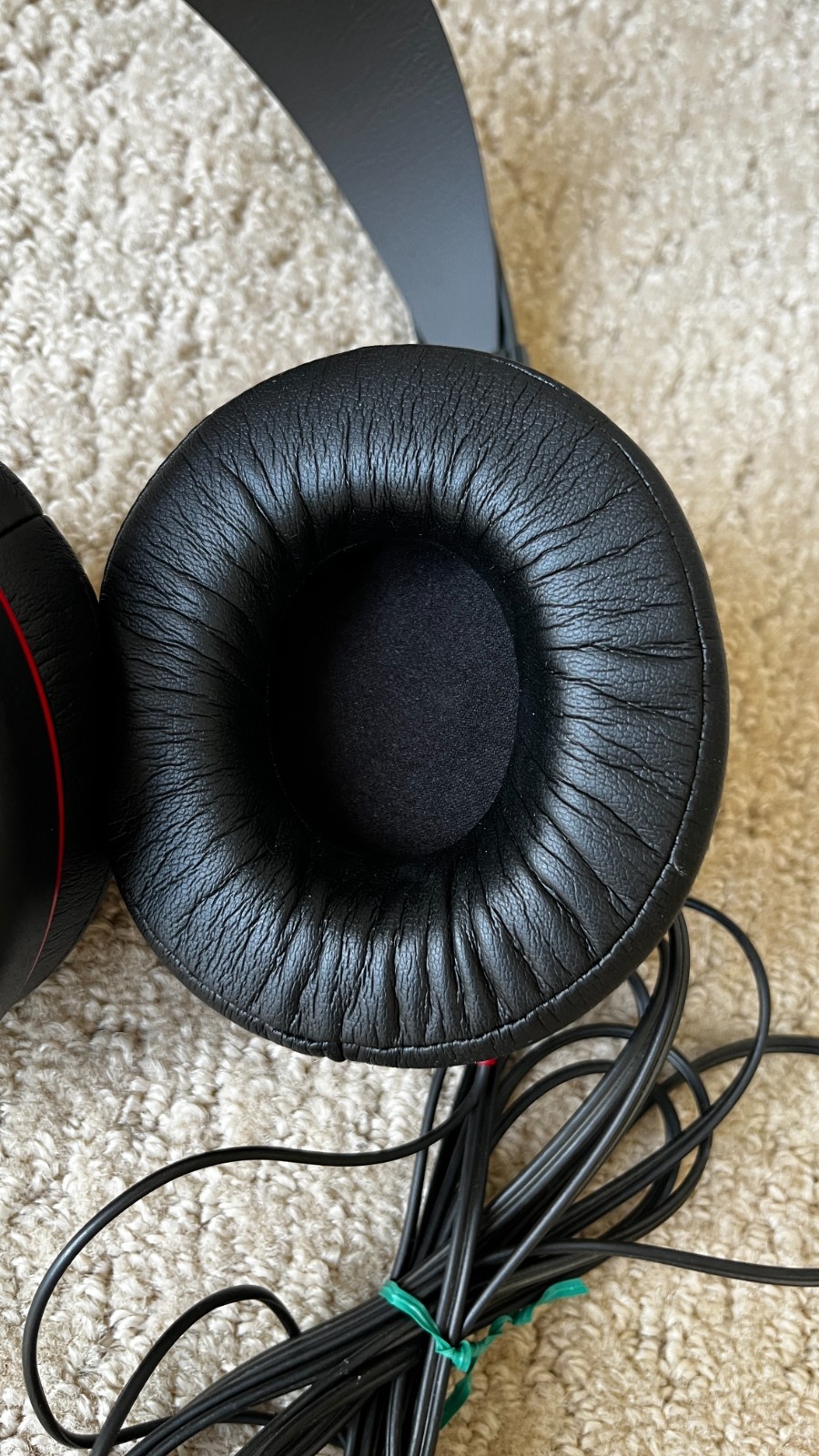 Sennheiser HD 520 headphones