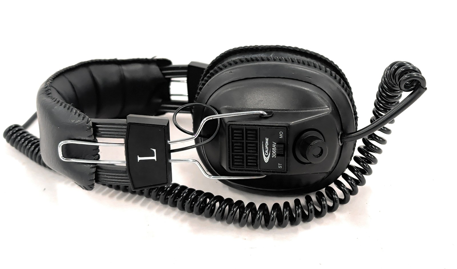Lot of 7 Califone 3068AV 3.5mm Plug Switchable Stereo/Mono Corded Headphones