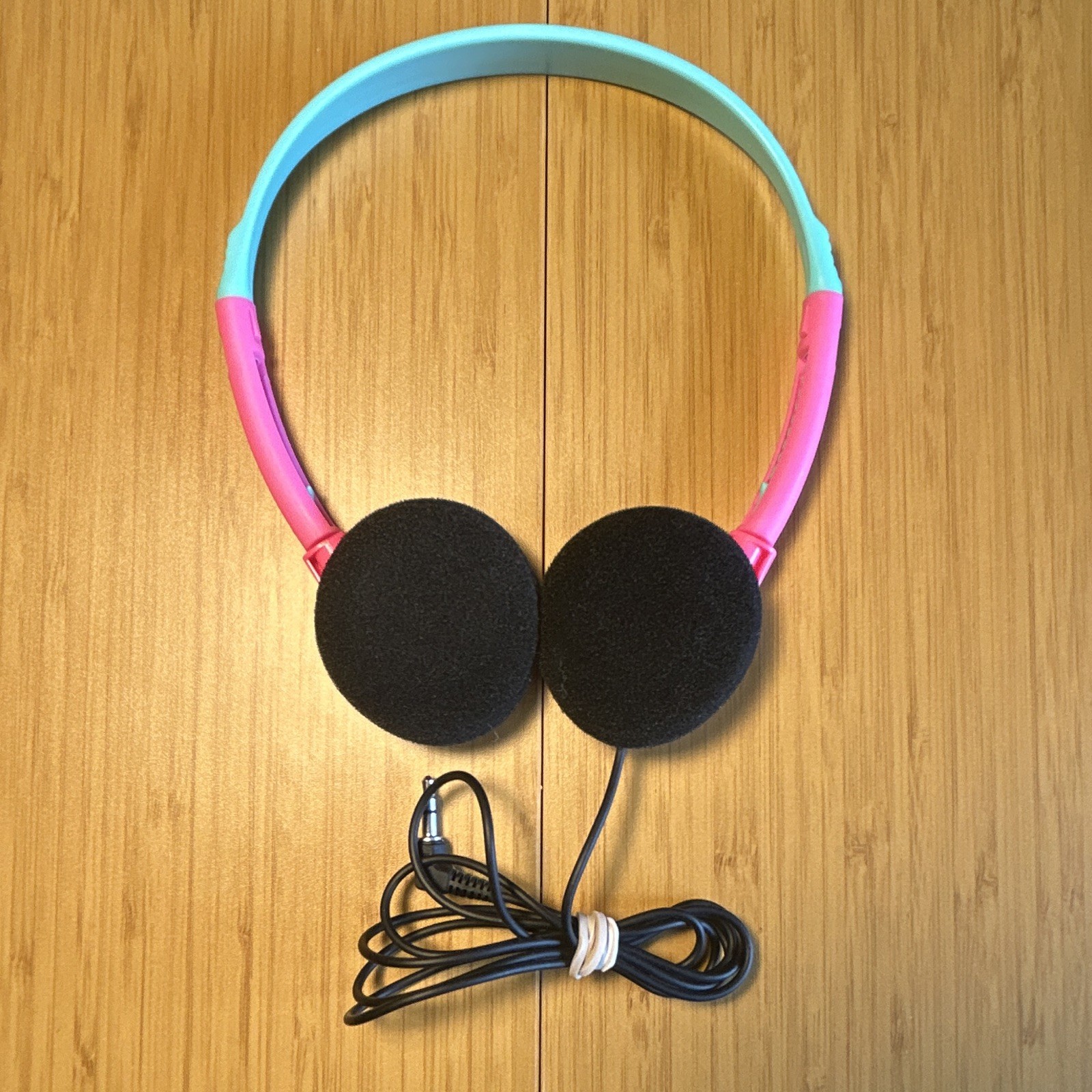 Icelandic JLab Audio Neon Wired On-Ear Headphones Pink/Blue/Black 3.5mm 1.5m