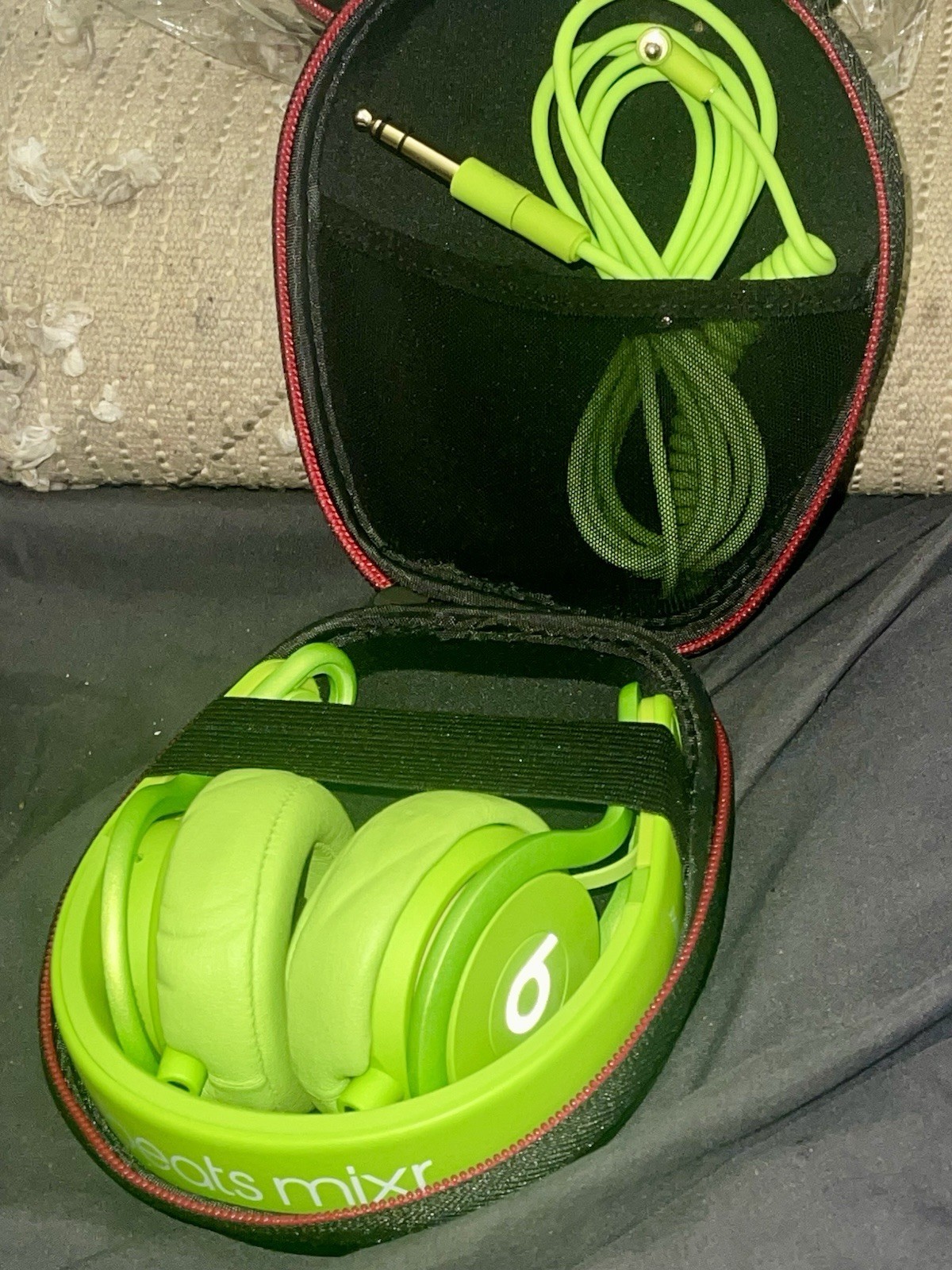 Rare COLLAB limited edition Beats Mixr Mixer Candy Green Reflective Logo Version