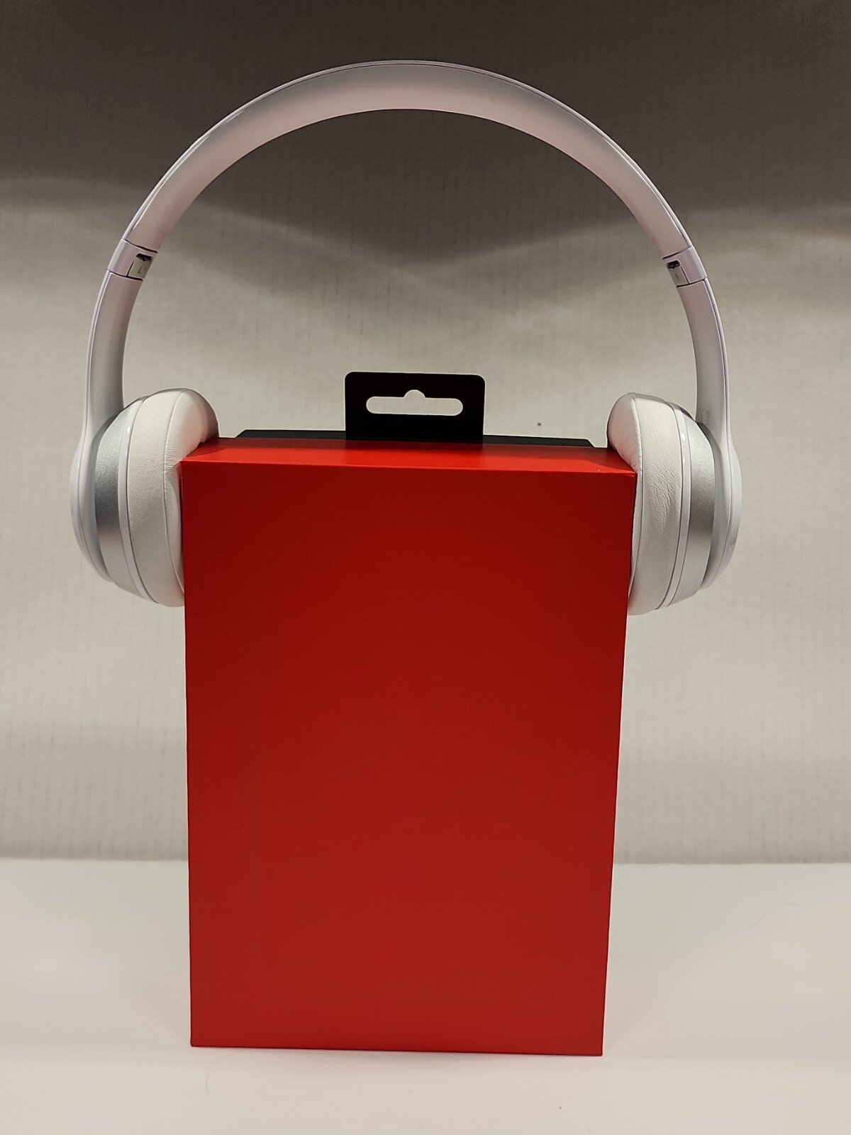 Beats by Dr. Dre Solo 2 Wired Headphones Edition White Blanco On-Ear Sealed