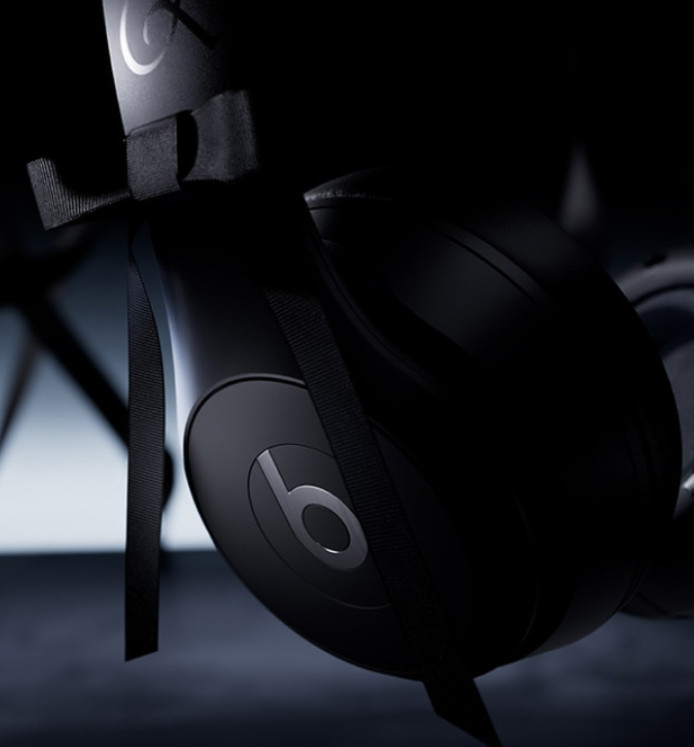 Beats Solo 4 Wireless On-Ear Jennie Special Edition Onyx Black Korea Version NWT