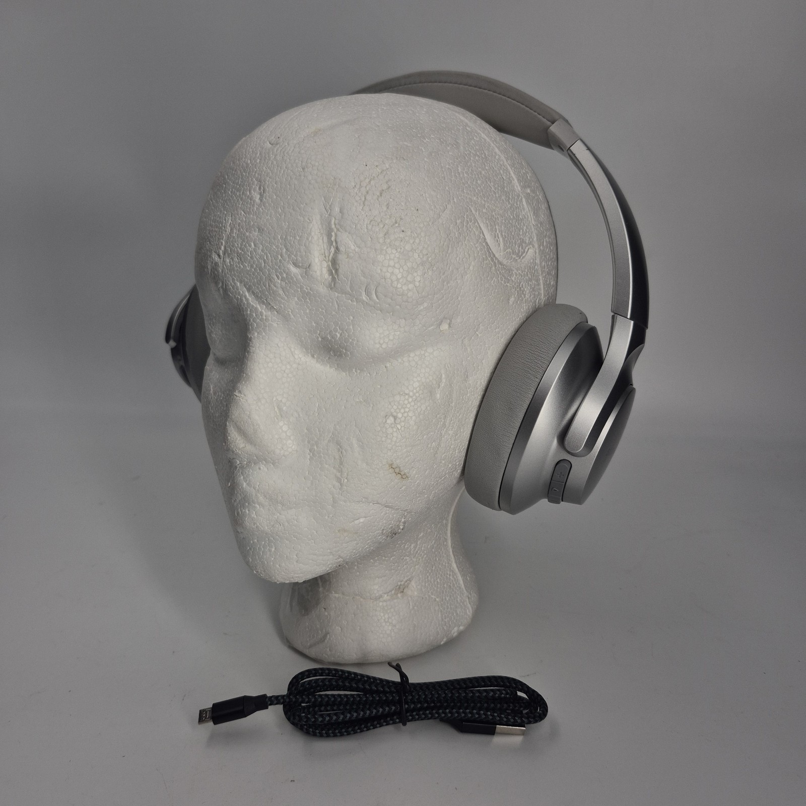 Anker Soundcore Life Q20 A3025 Hybrid Active Noise Canceling Headphones w/ Cable