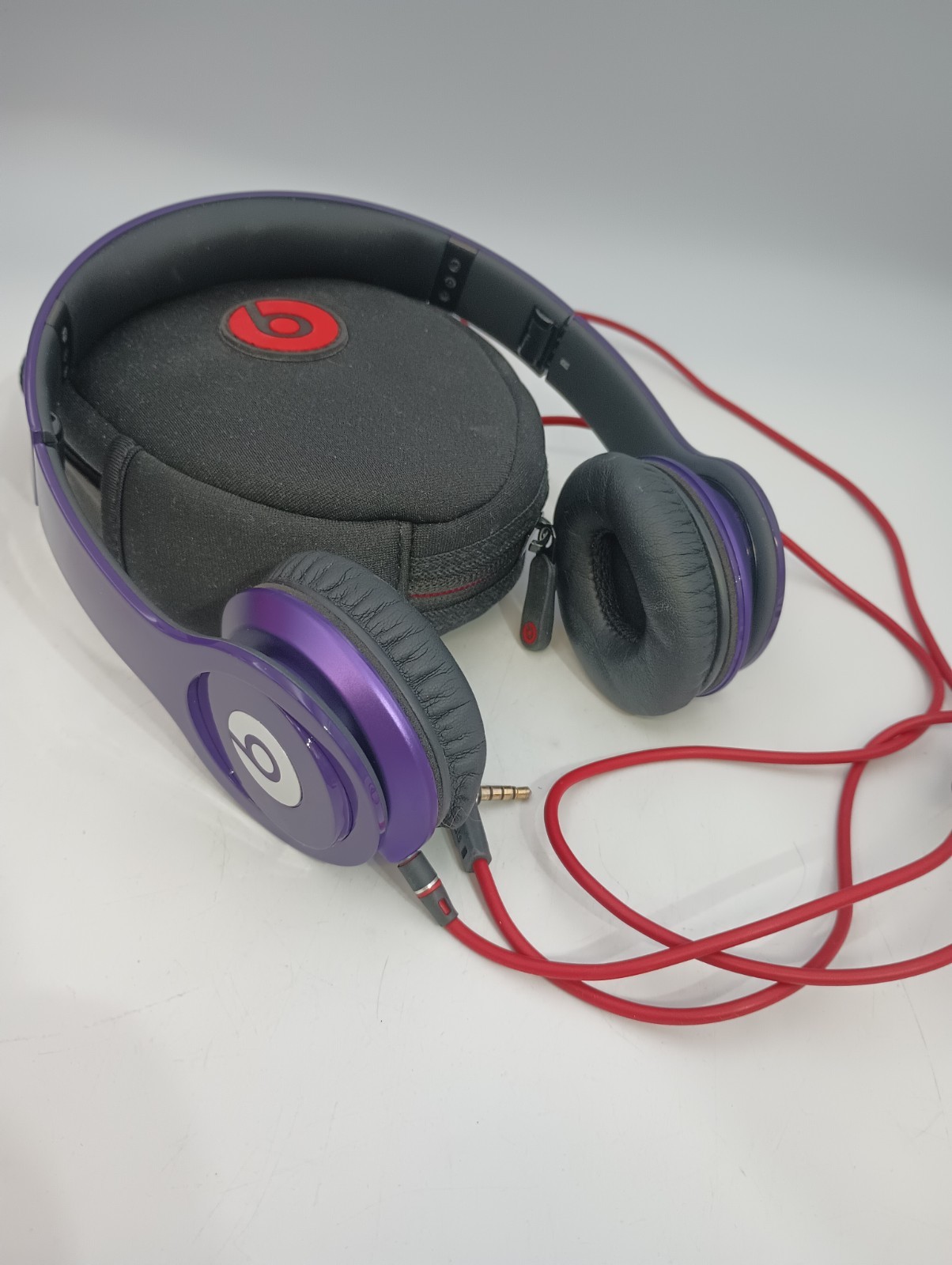 Beats by Dr. Dre Solo HD Wired Headphones – Purple