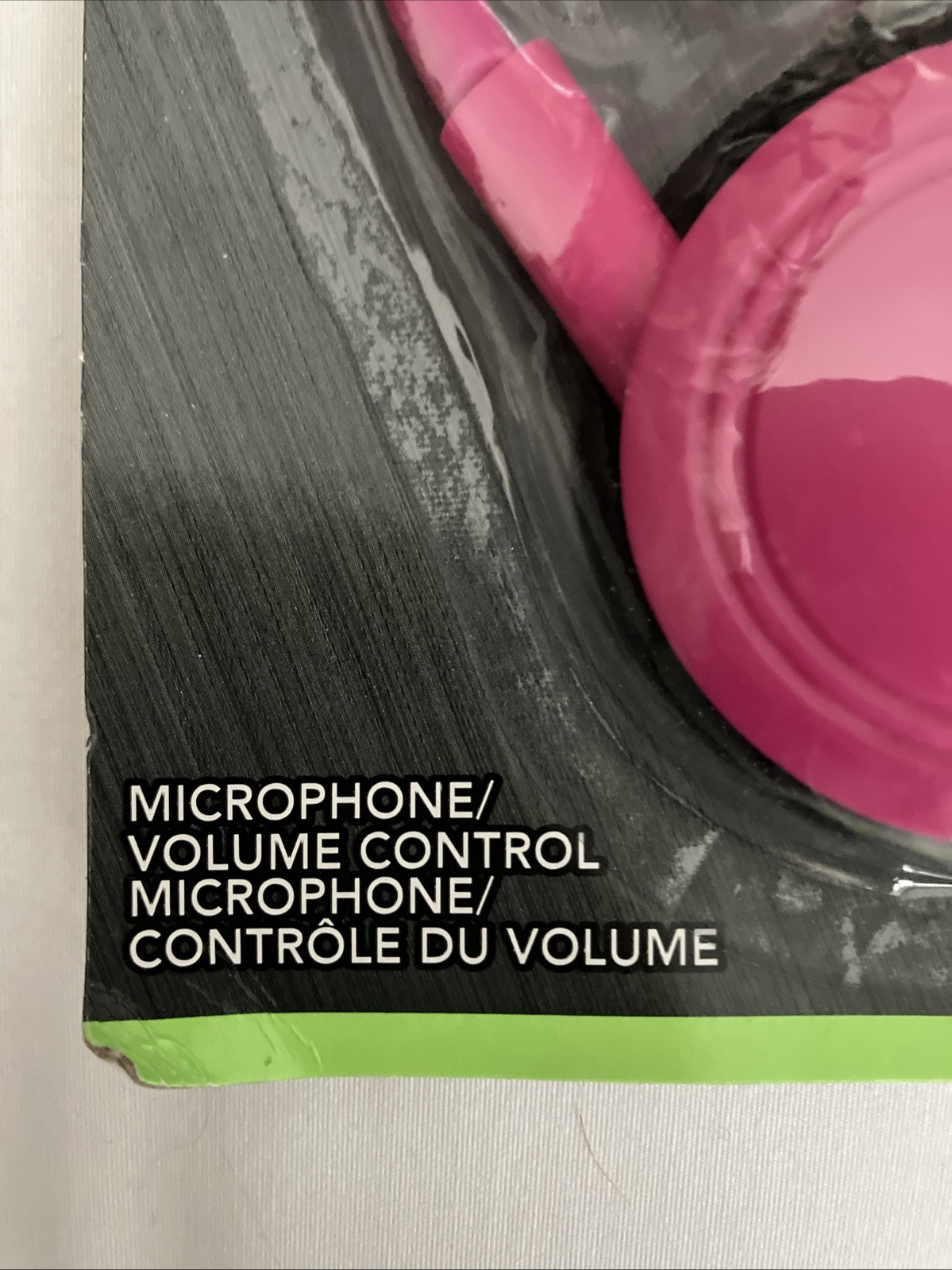 E-circuit Stereo Headphones 3.5 mm Jack 48 In. Cord Pink Phone Music Player