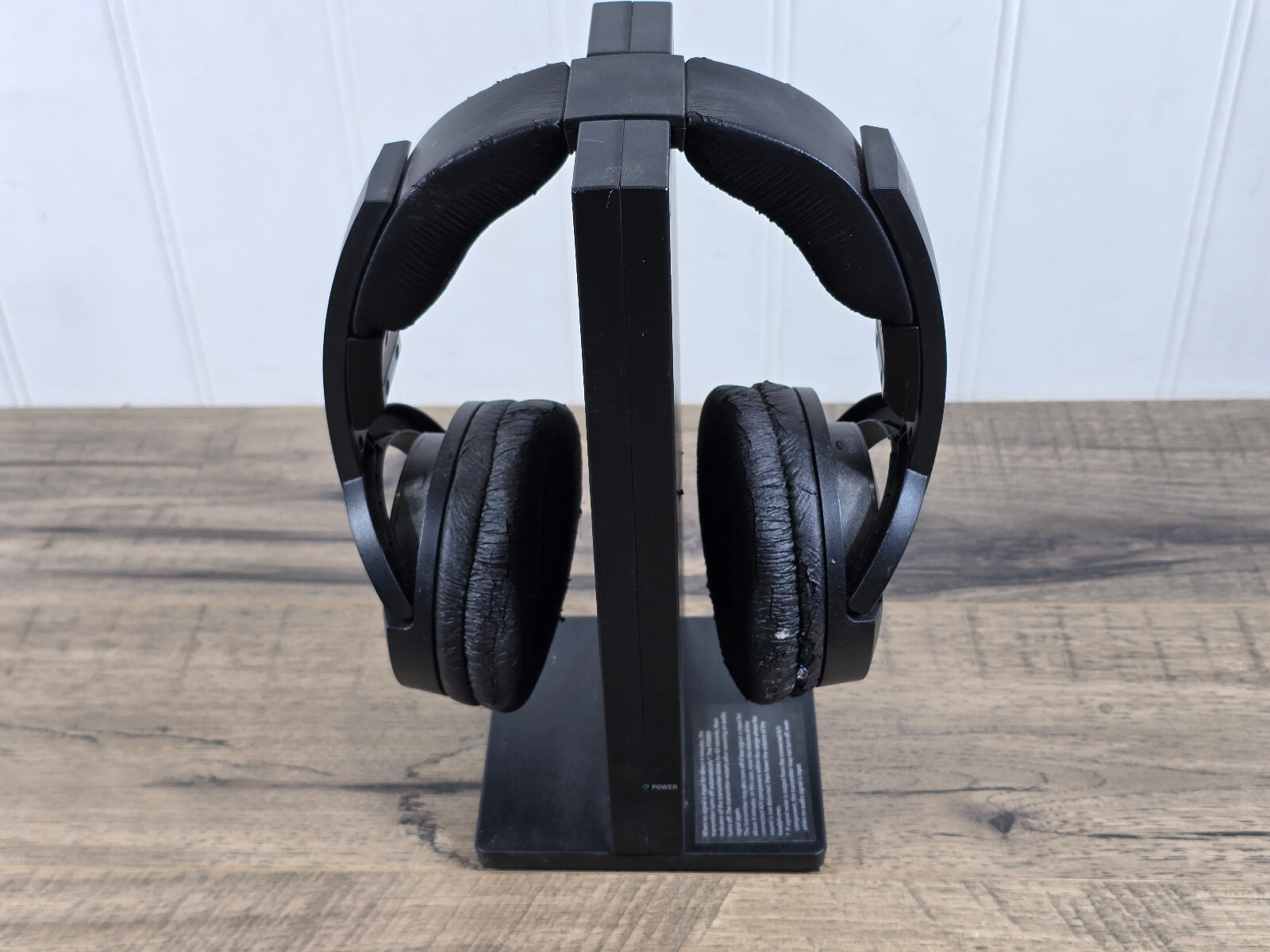 Sony Wireless Over Ear Headphones w/ Charging Aux Dock MDR-RF985R