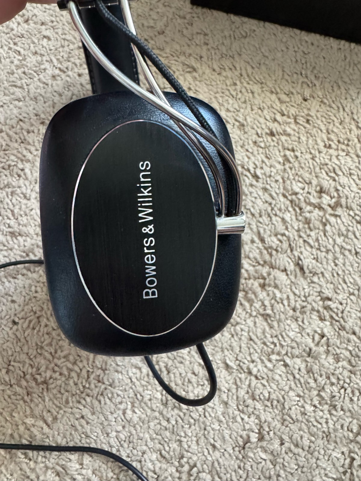 B&W Bowers & Wilkins P7 Wired Over Ear Closed-Back Headphones