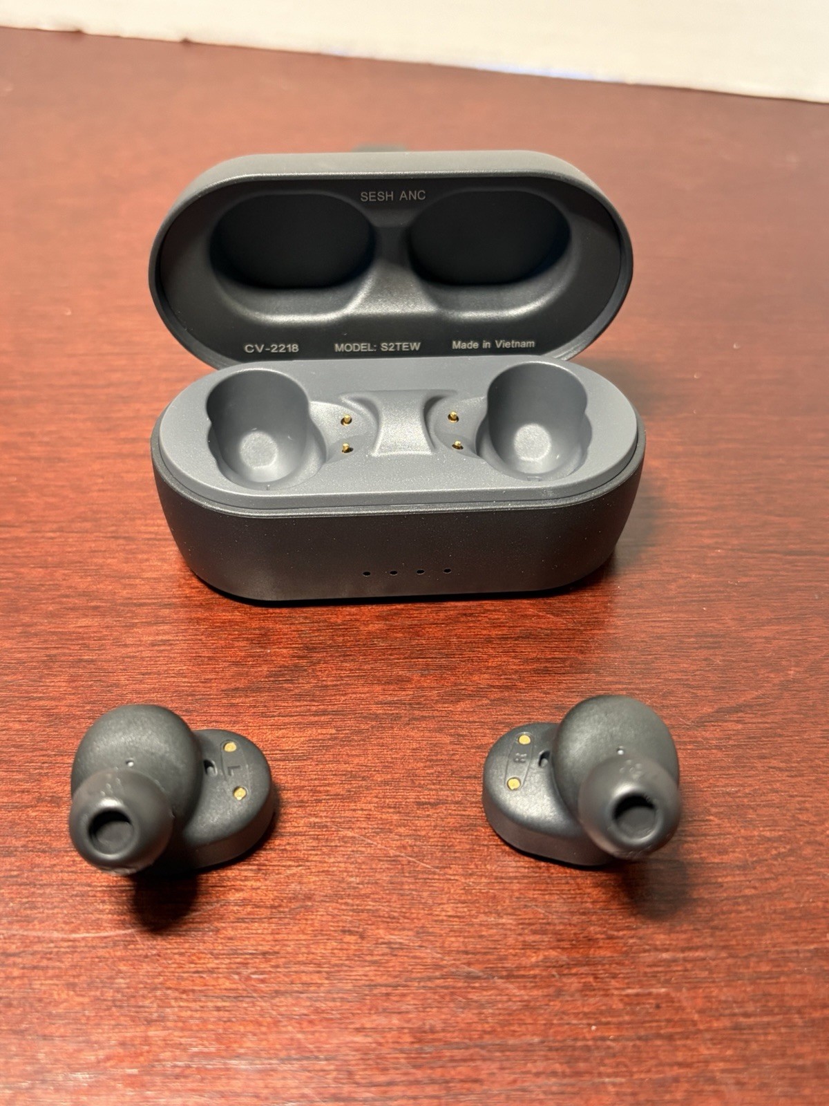 Skullcandy Sesh ANC In Ear Wireless Headphones Charging Cord Black S2TEW CV-2218