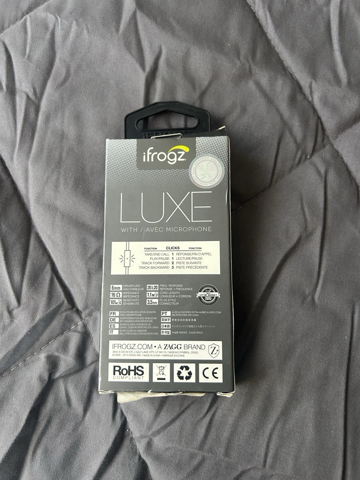 iFrogz Luxe Black Earbud Headphones 6mm Drivers Built-In Mic 3.5mm Jack