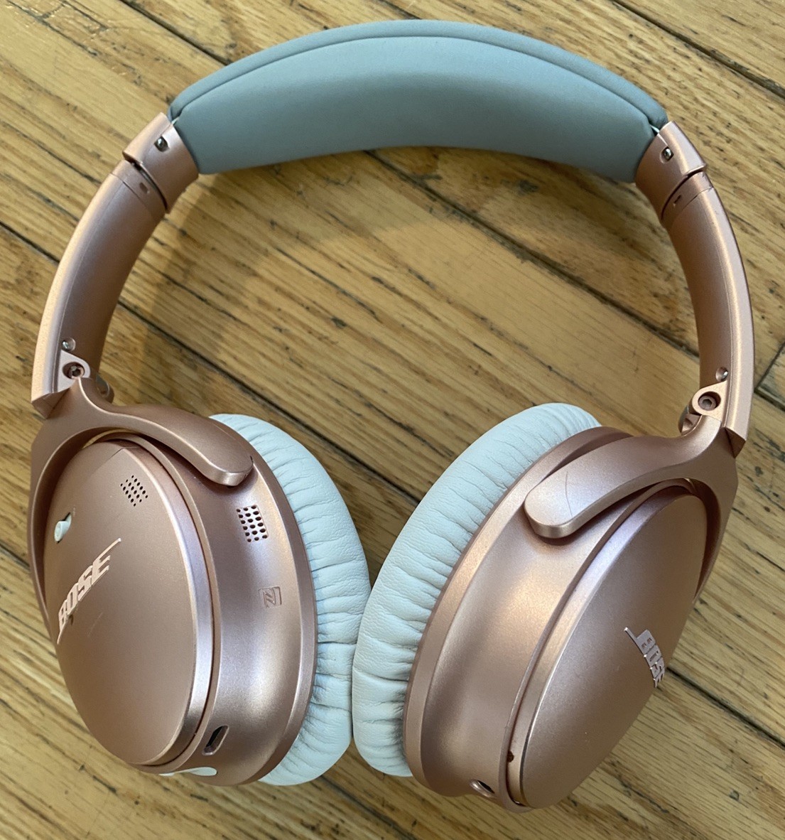 Bose QuietComfort 35 Wireless Headphones II Noise Cancelling Pink Rose Gold