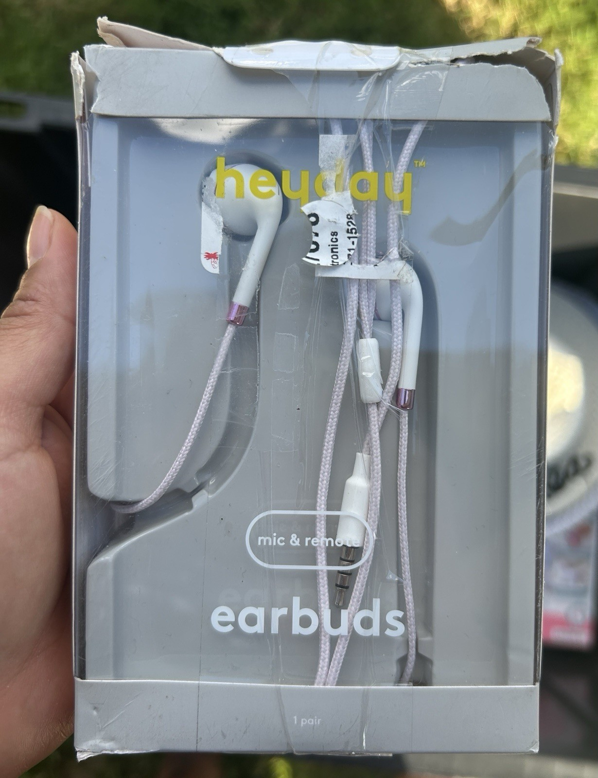 heyday 1100 Series In-Ear Wired Earbuds Mic In-Line Control 3.5mm White/Purple