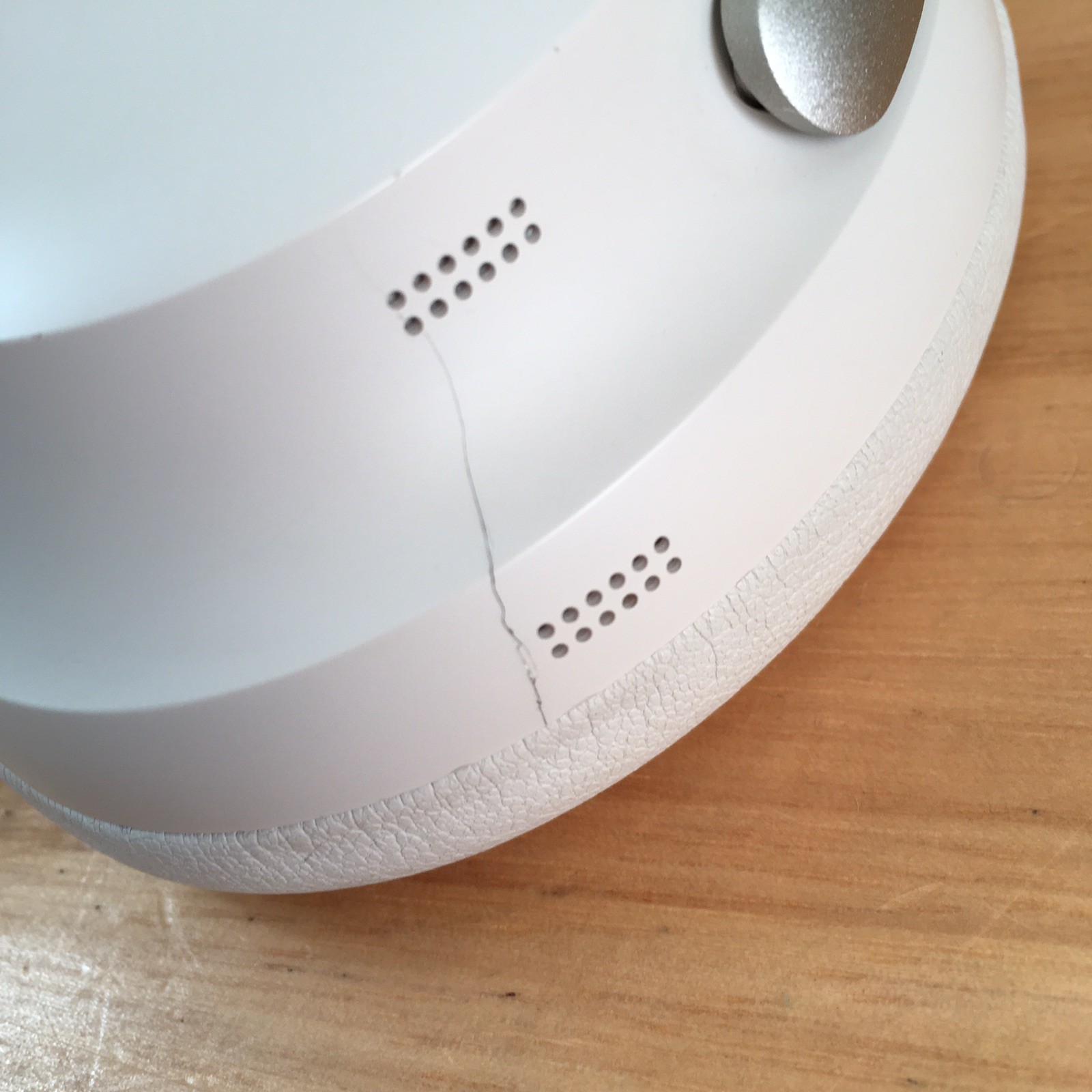 Bose QuietComfort Ultra Wireless Noise Cancelling Headphones – White Smoke