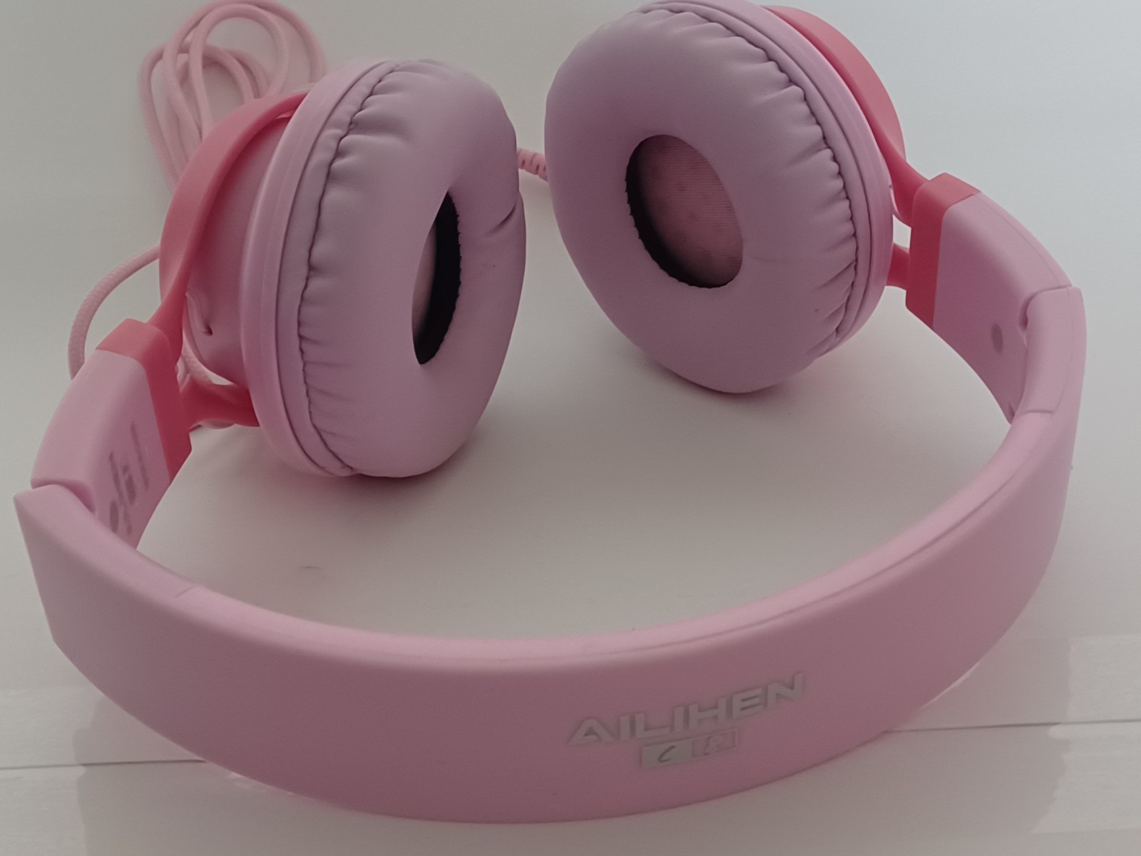 AILIHEN C8 USB-C Headphones Wired – On-Ear Corded Headset with Microphone -PINK