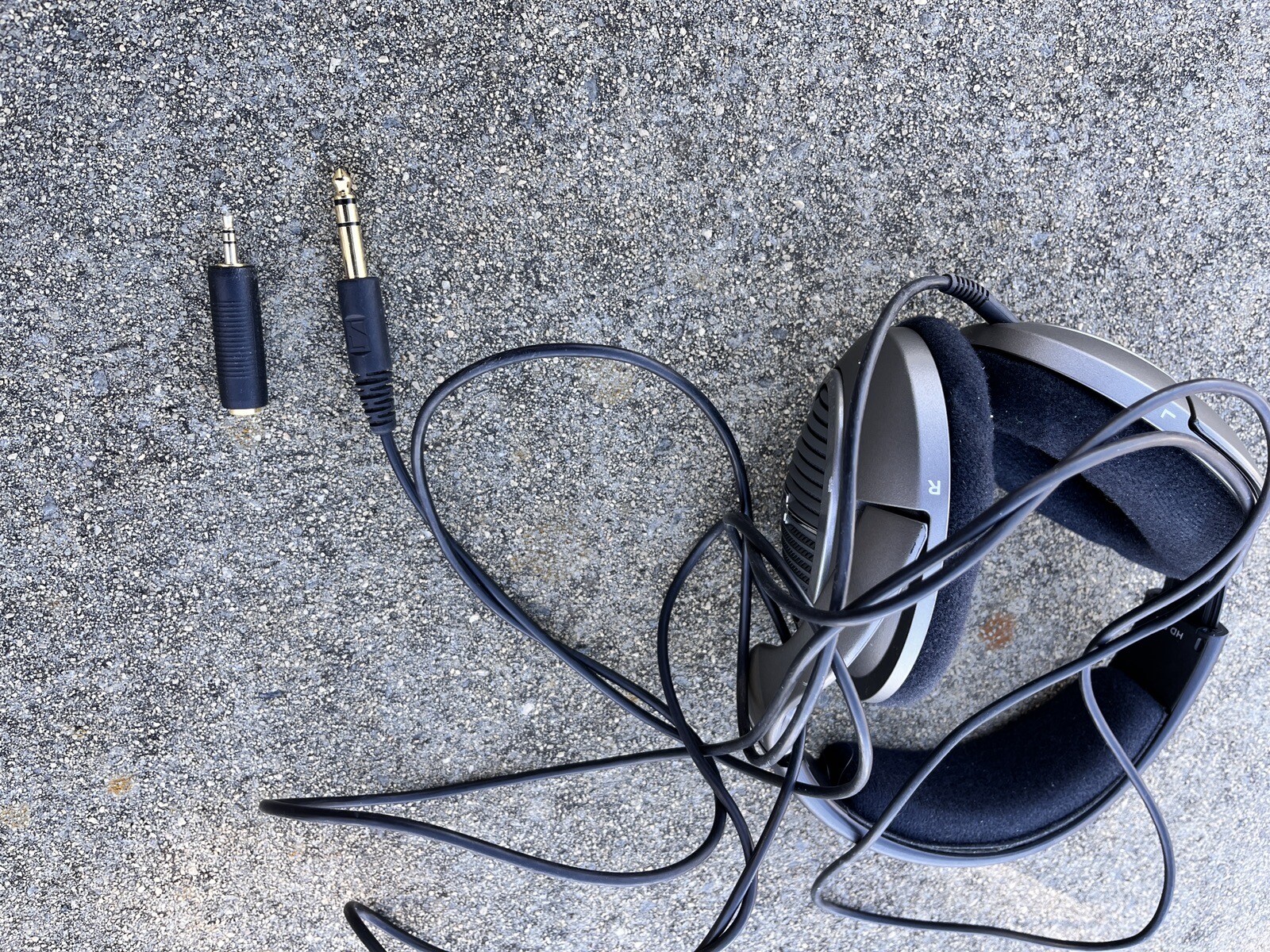 Sennheiser Hd 518 Black /Grey Over Ear Headphone