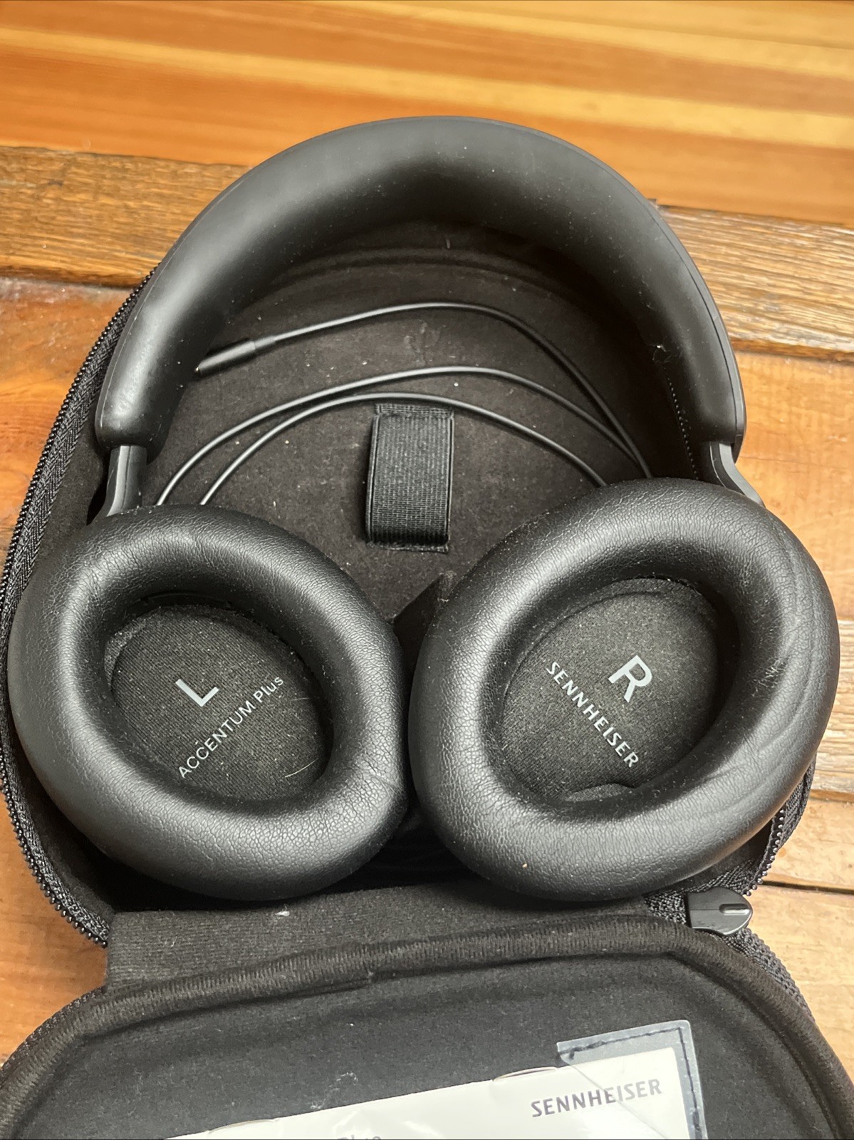 Sennheiser Accentum Plus Wireless Headphones