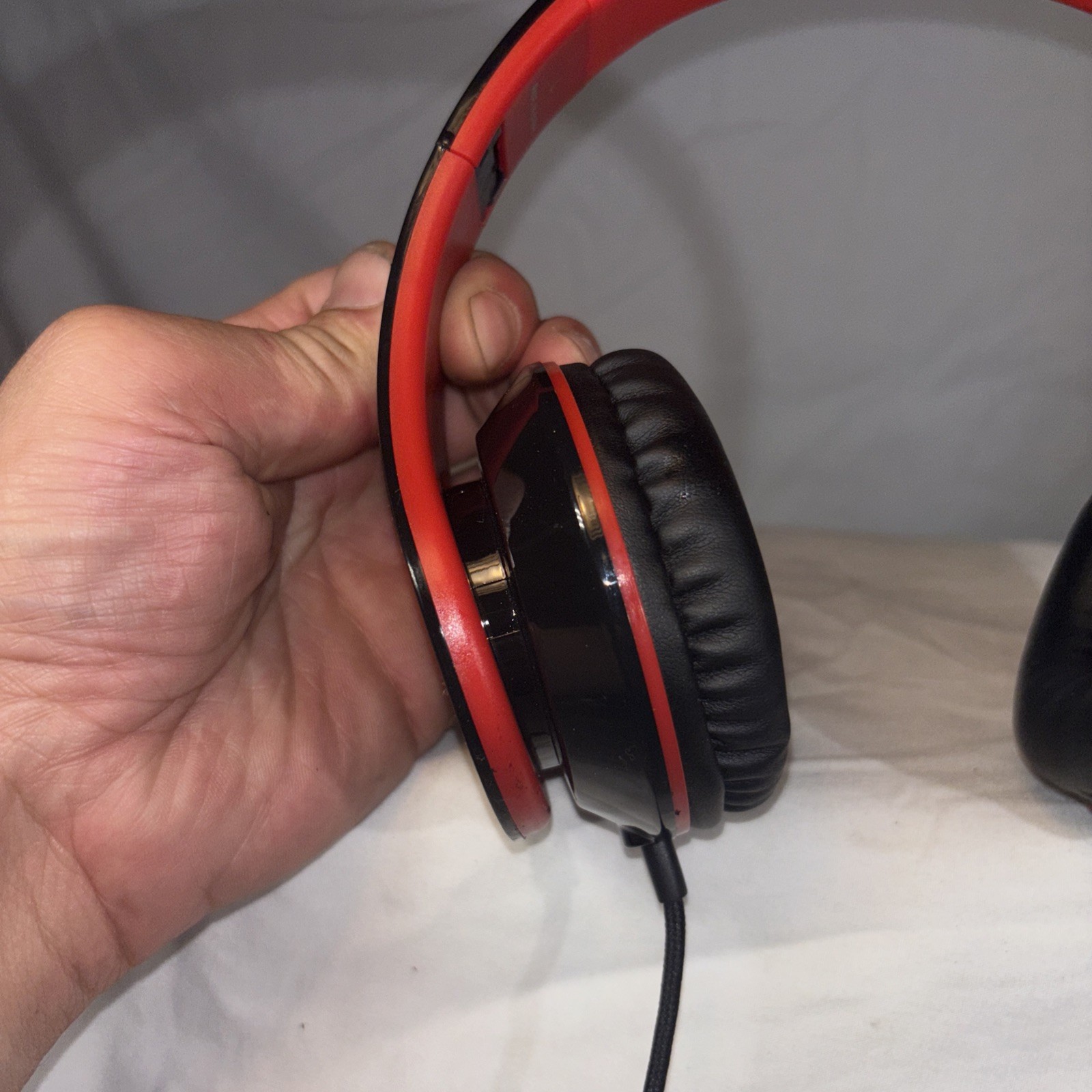 Ailihen 160 Adult Red Headphones EUC
