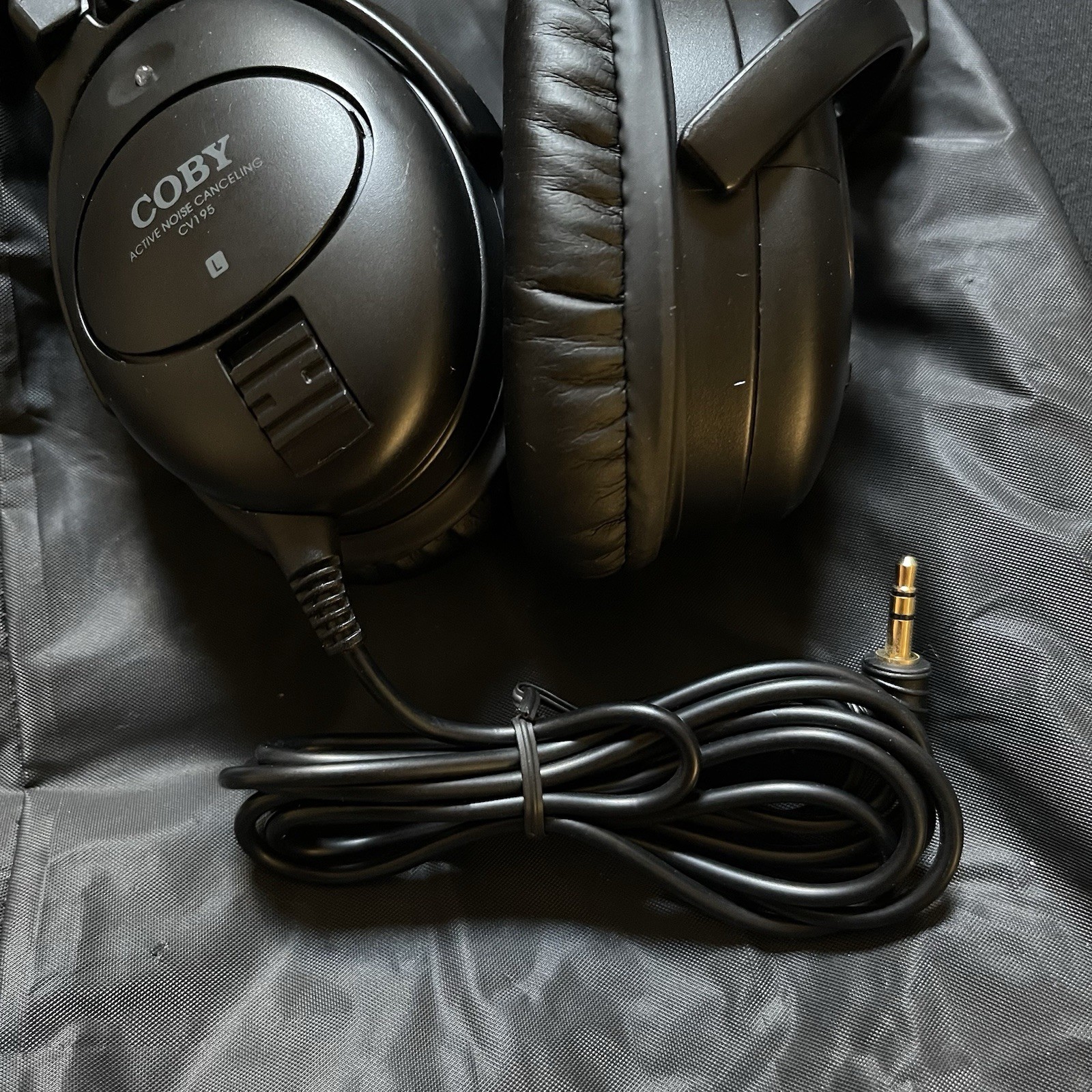 Coby Noise Canceling Digital Stereo Headphones CV195