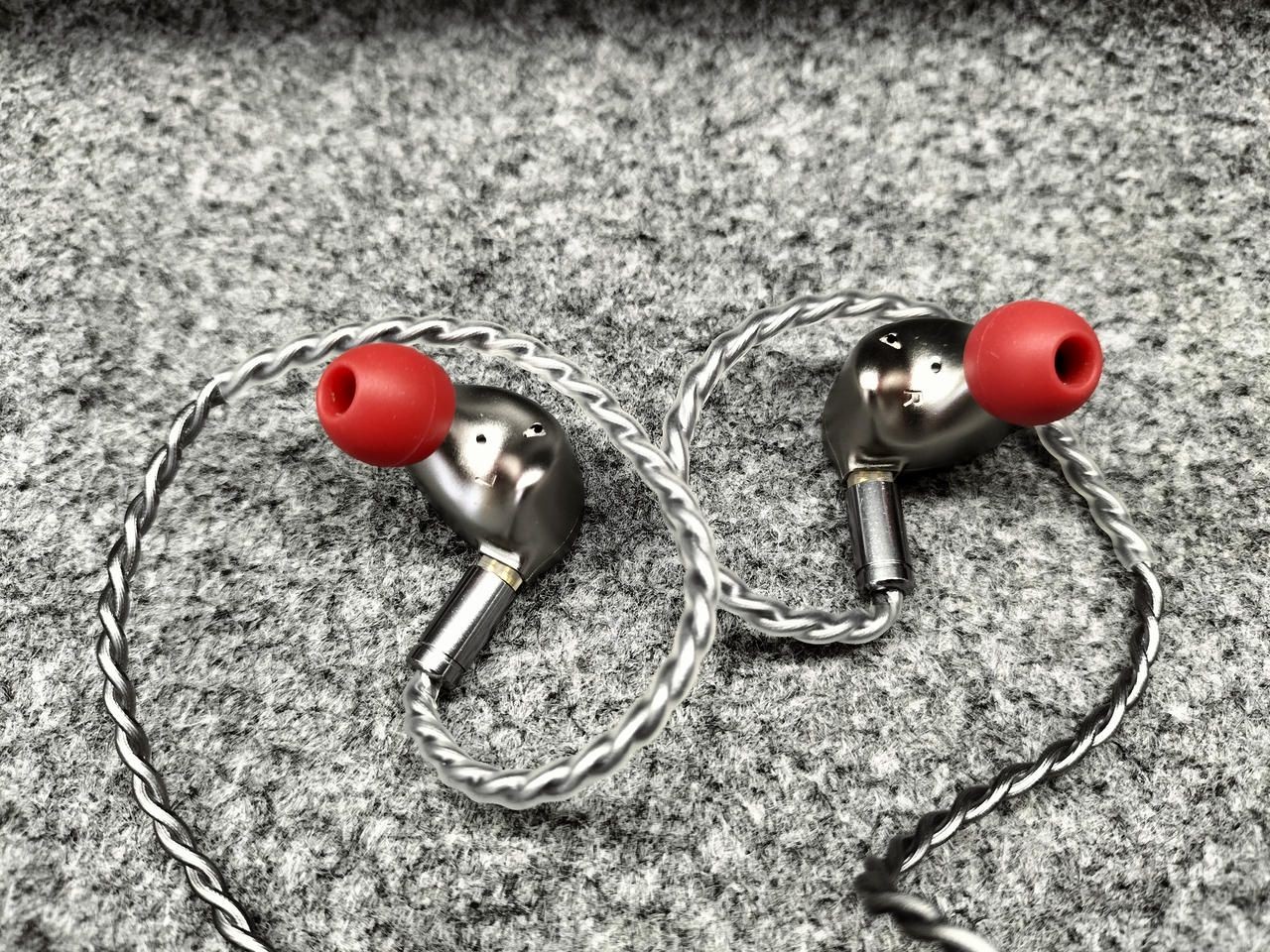BQEYZ Earbuds WINTER Used