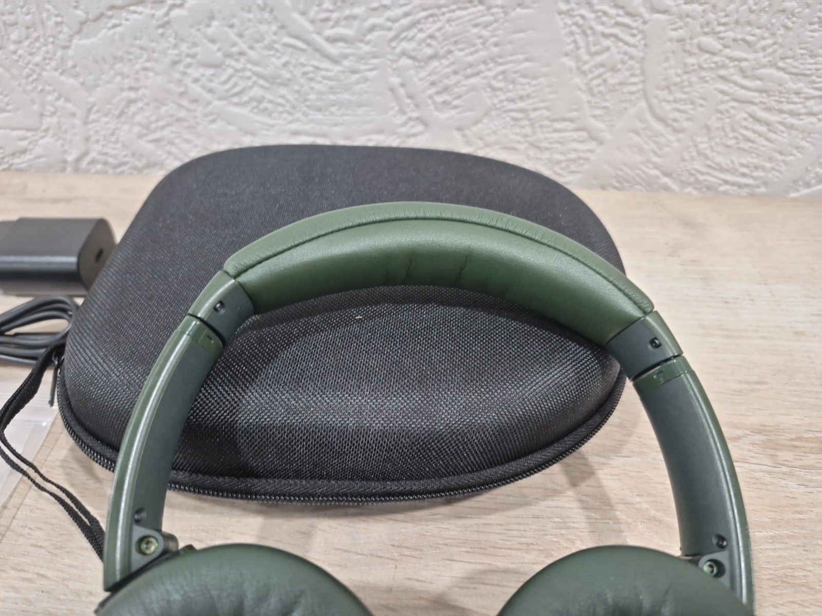 Bose QuietComfort Wireless Noise Cancelling Headphones – Green (Excellent)