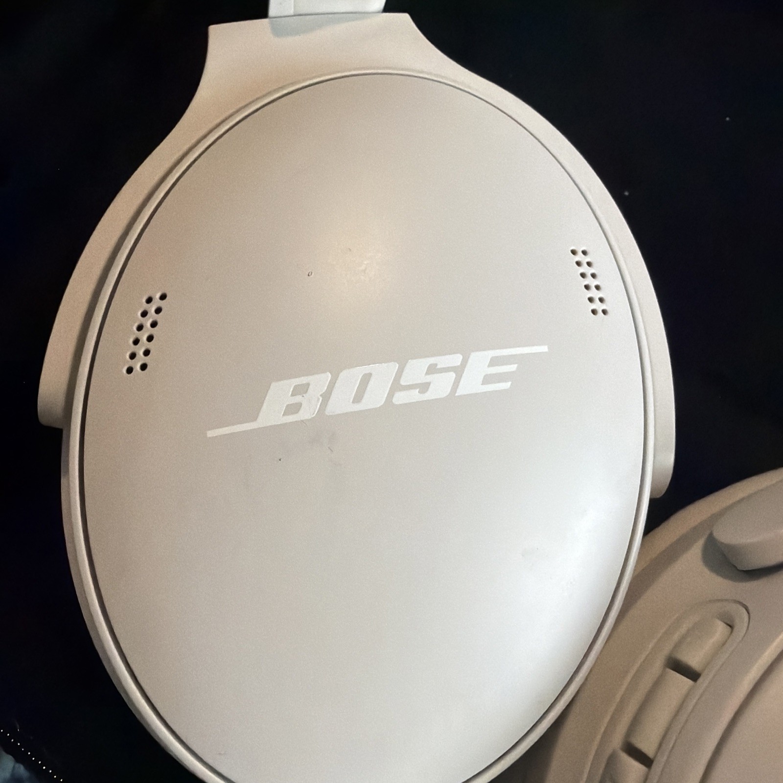 Bose Bluetooth Quiet Comfort Headphones White Smoke Noise Cancelling