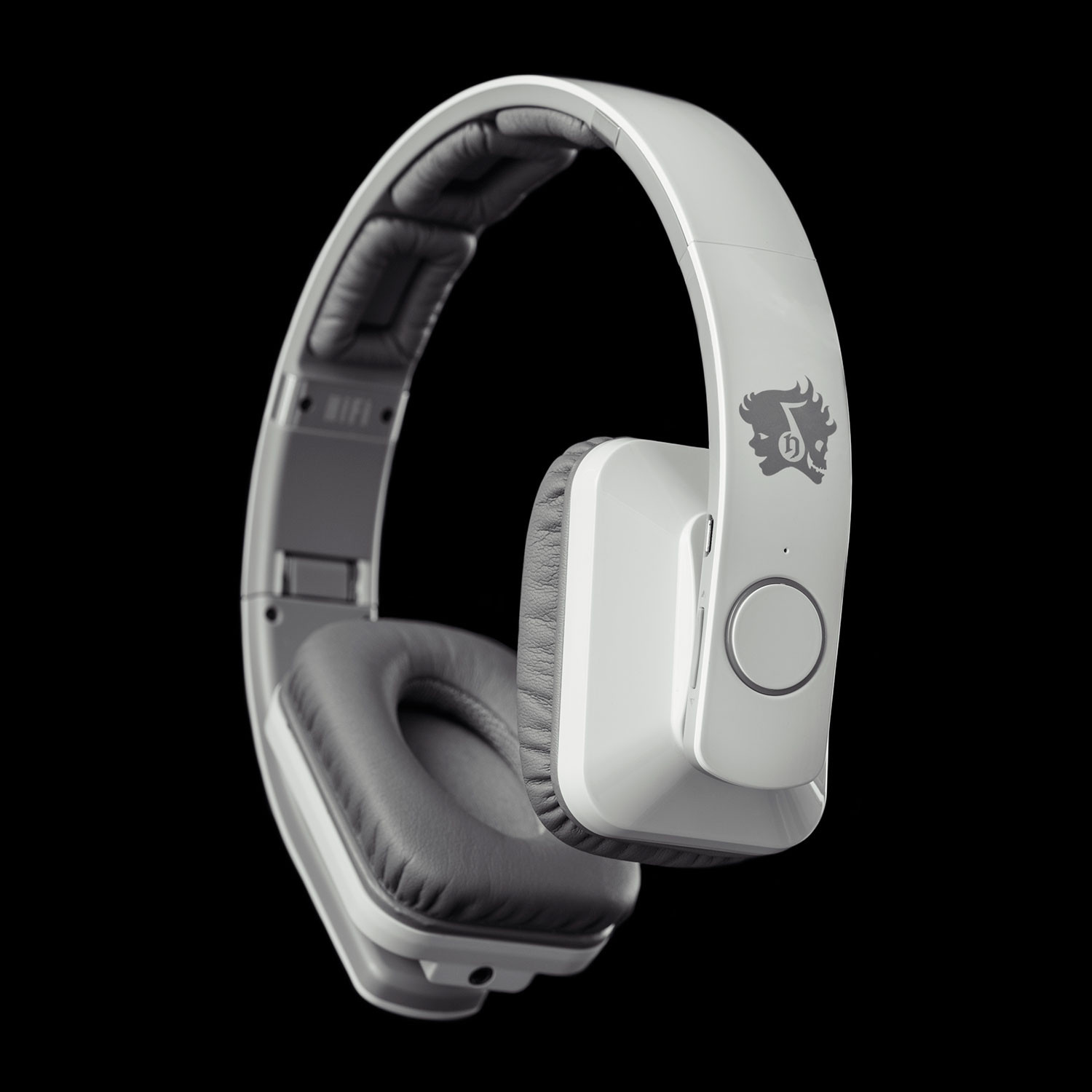 Life n Soul BE501-W Bluetooth Headphones, White, Over-the-head Surround Sound