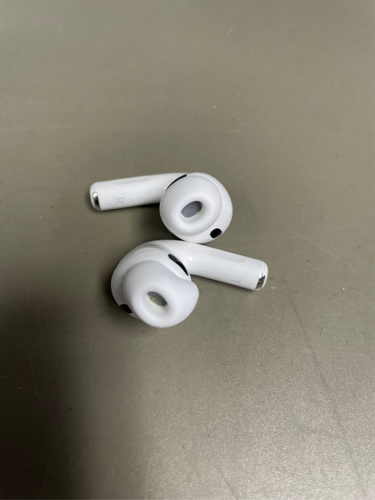 Apple AirPods Pro 3 11