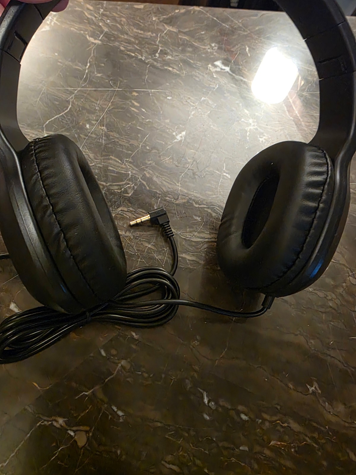 Sonitum brand headphones durable wired headset – New in bag – Never used