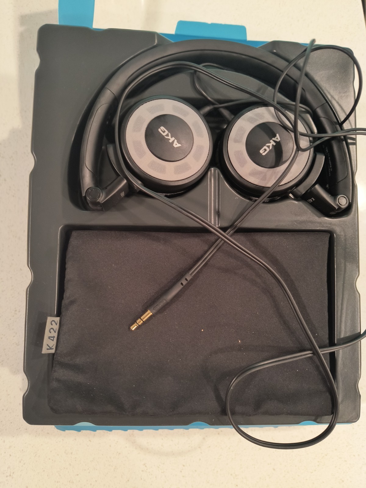 AKG K422 Reference Studio Headphones On Ear Wired Headphones