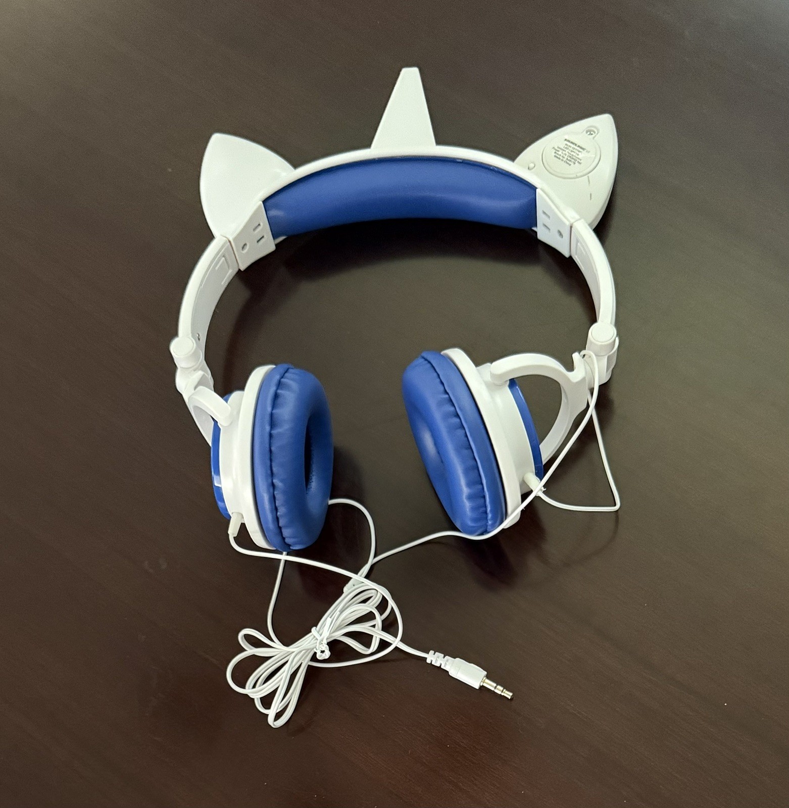 SoundLogic Blue Led Light- Up Unicorn Headphones