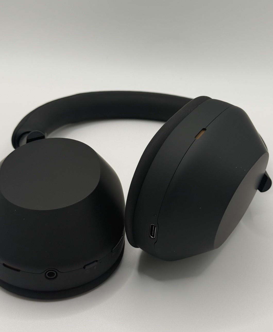 Sony WH-1000XM5 Wireless Noise Canceling Headphones – Black – Open Box