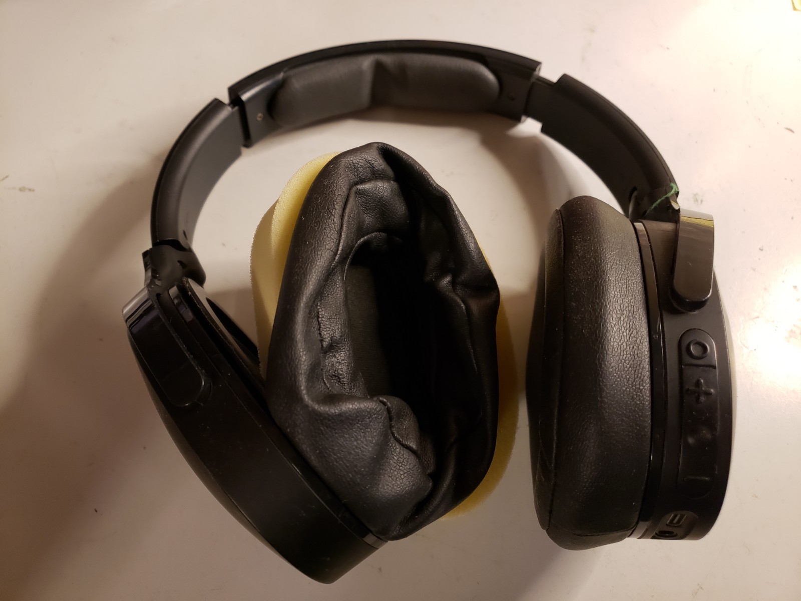 Skullcandy (BAD EARPAD) – Crusher Evo Over-the-Ear Wireless Headphones