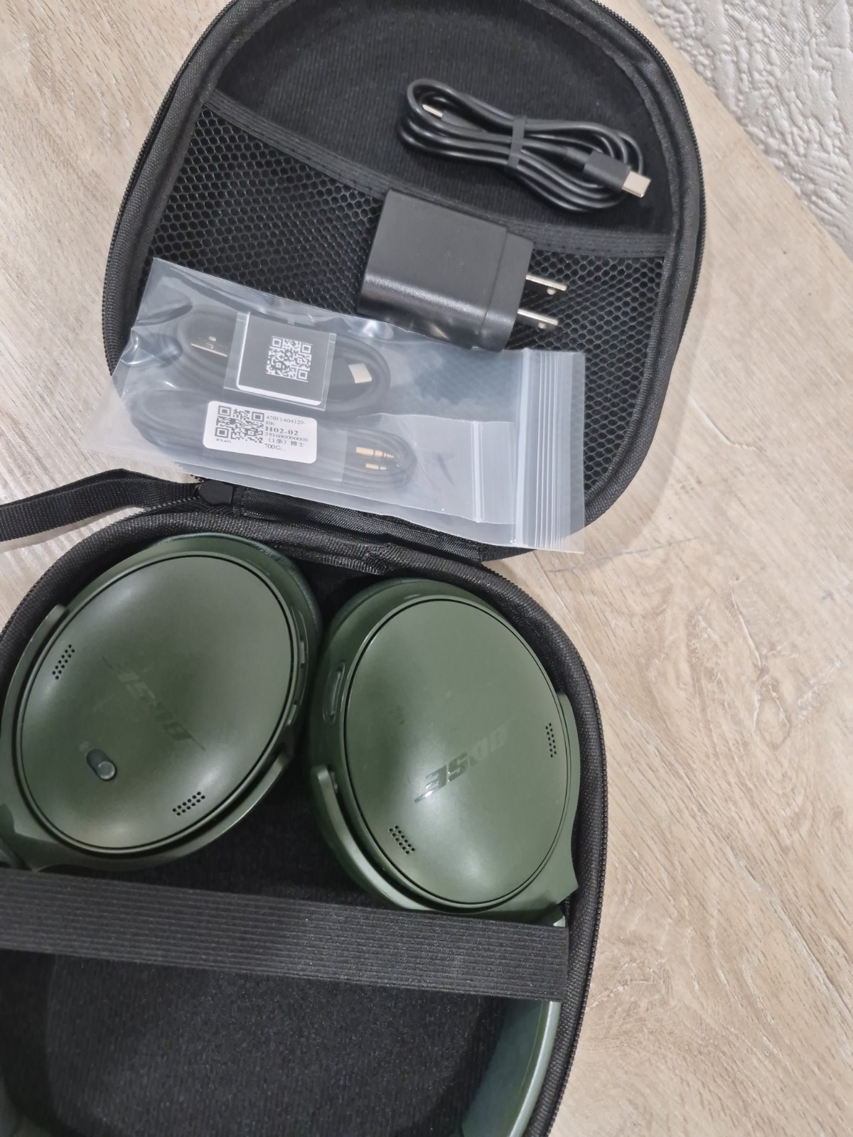 Bose QuietComfort Wireless Noise Cancelling Headphones – Green (Excellent)