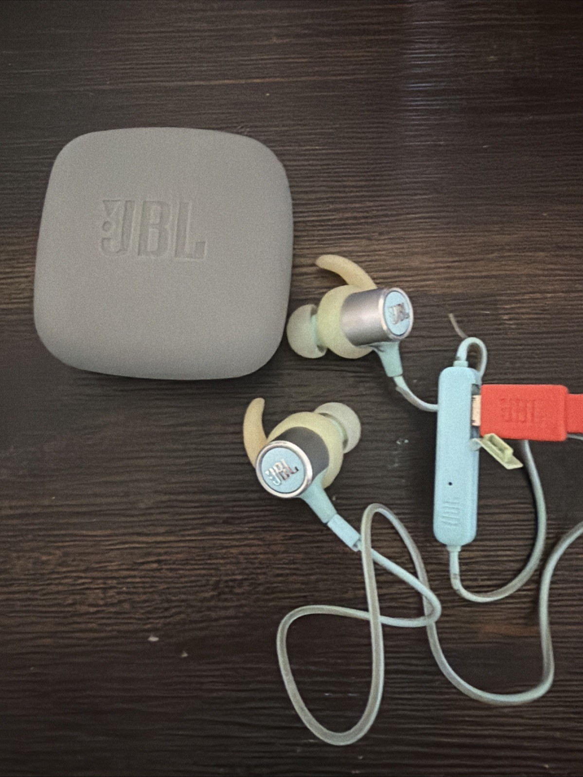 JBL Reflect Mini 2 Sweatproof Wireless In-Air Headphones Teal W/Case/Charge Cabl