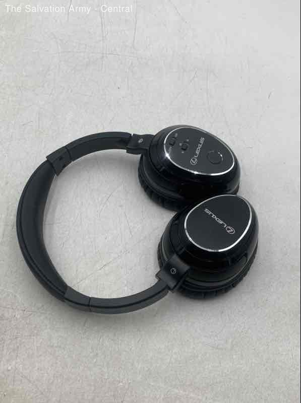 Lexus Black Over-The-Ear Wireless Headphones With Carrying Case