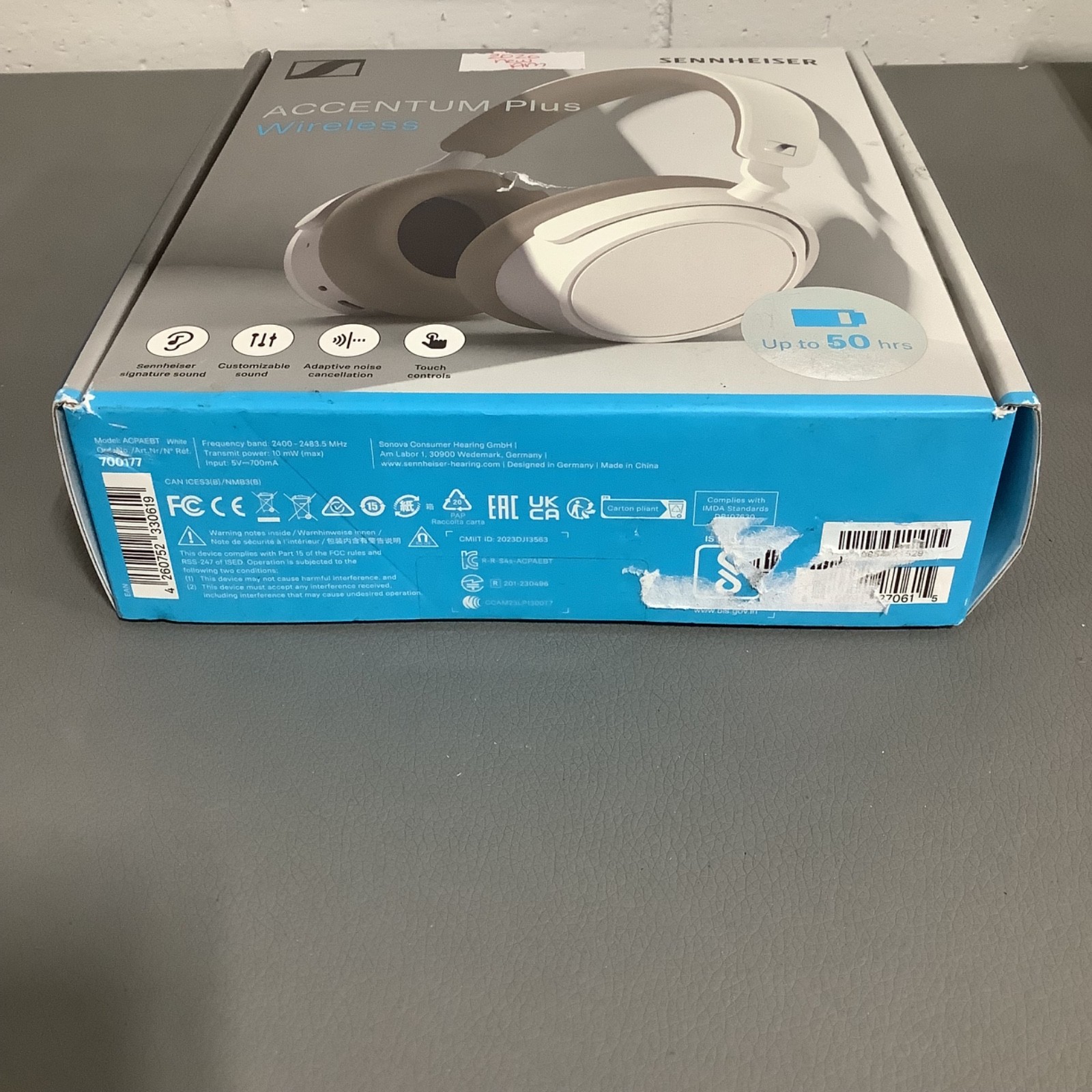 Sennheiser Accentum Plus Wireless Headphones