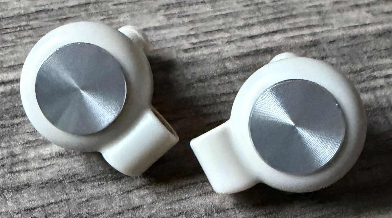 Artti T10 14.2 mm Dual Magnetic Planer IEM 2 pin 3.5 mm jack.