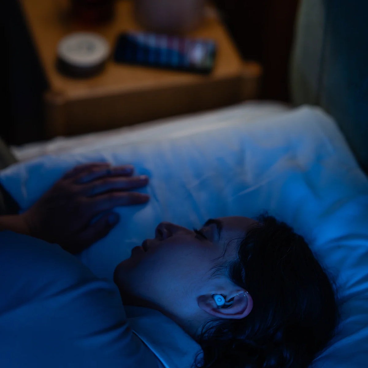 Ozlo Sleepbuds Comfortable Side Sleeper Headphones NWOB