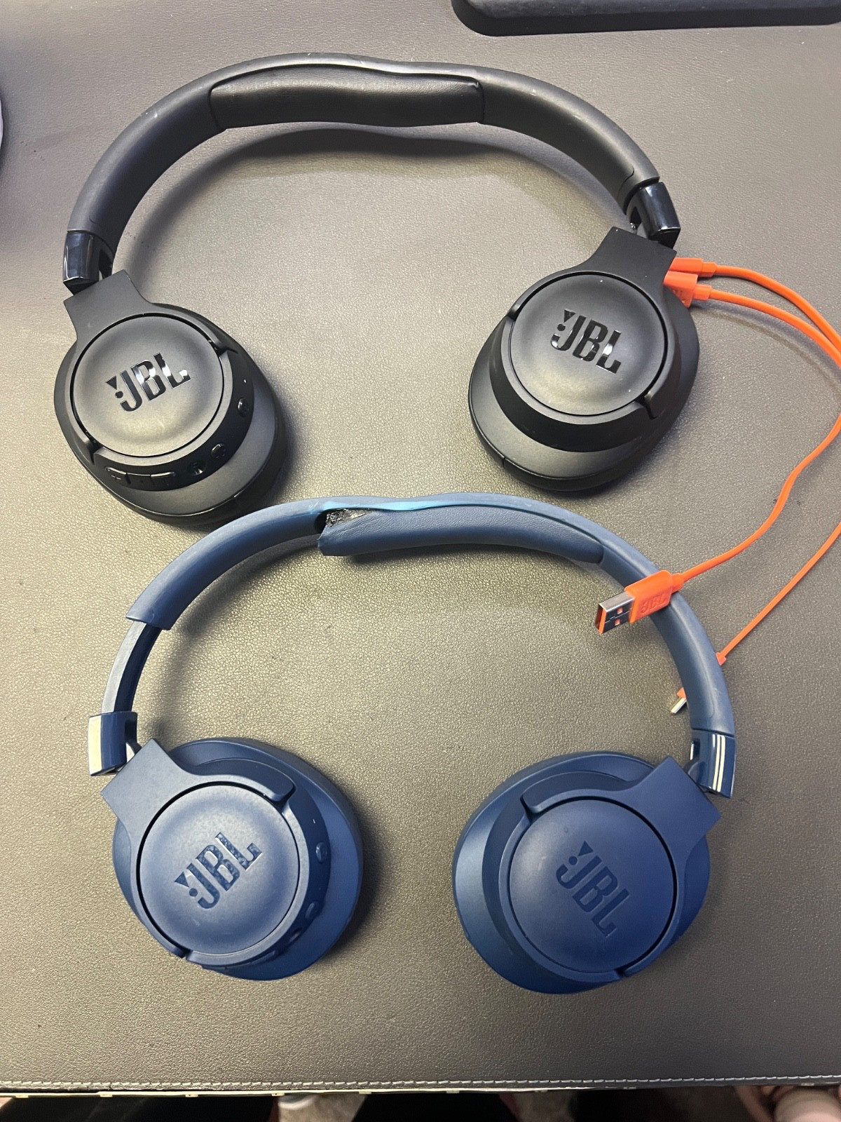 JBL Tune760NC LOT OF 2 – Active NC Bluetooth Headphones-BENT BUT WORKS!-5