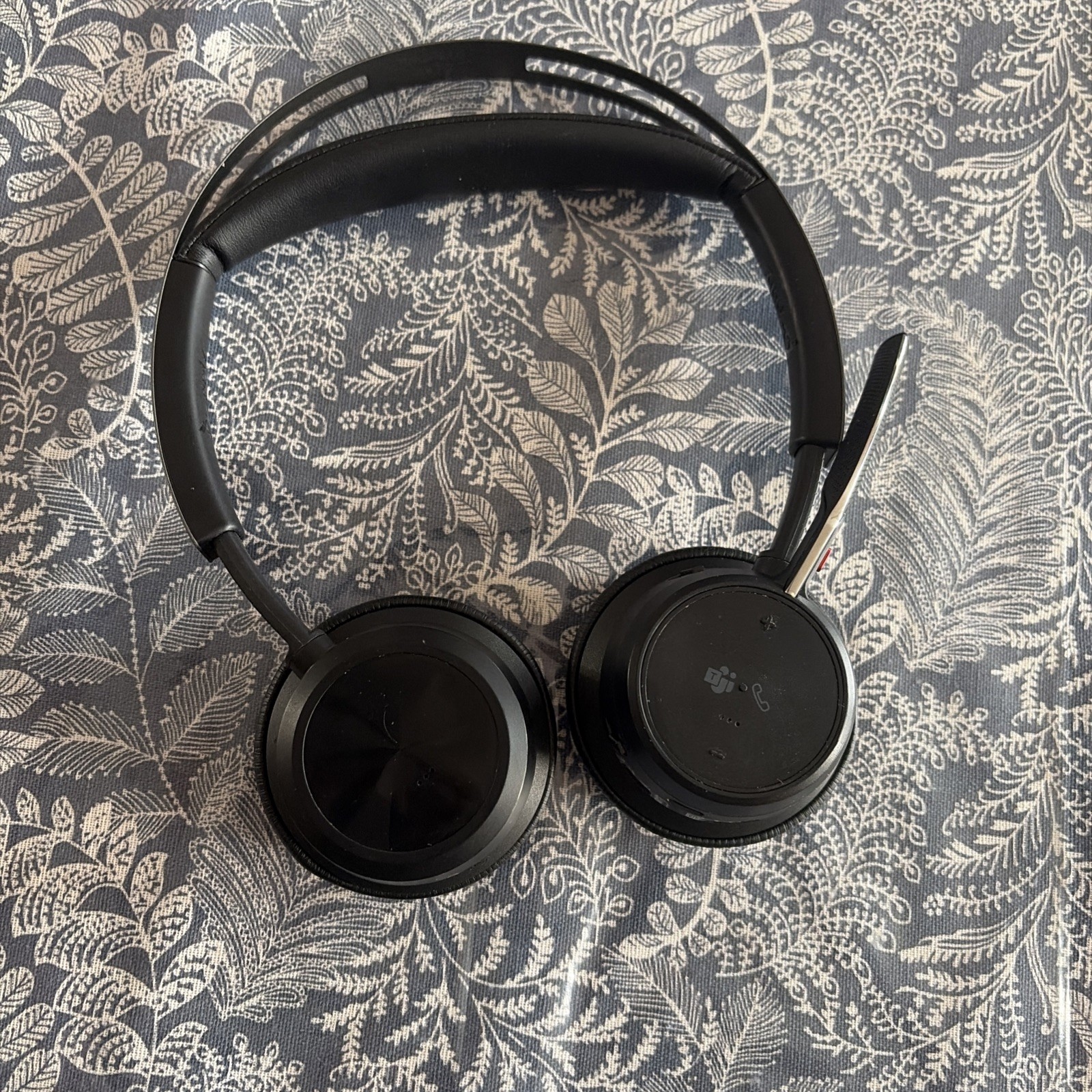 Hp Poly Voyager Focus 2 Bluetooth wireless headset (tested)