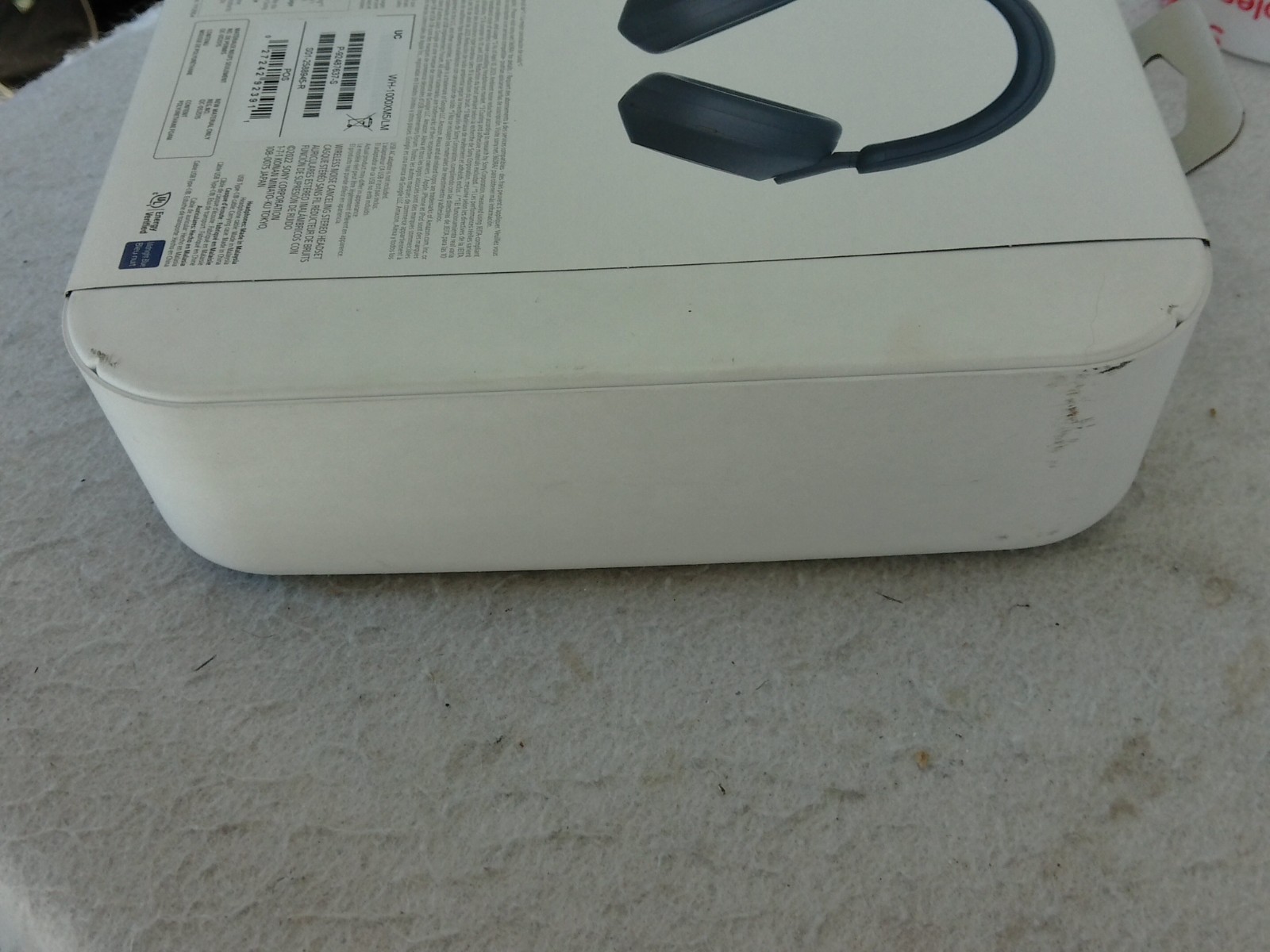 NEW IN BOX SONY WH-1000XM5 MIDNIGHT BLUE NOISE CANCELLING HEADPHONES