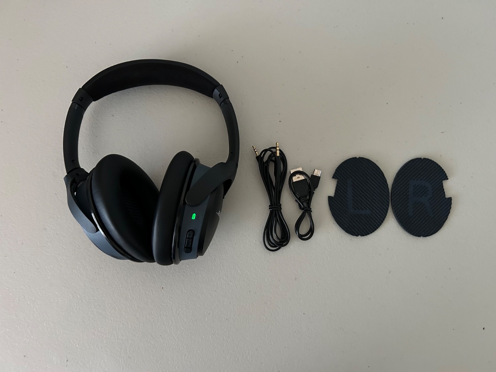 Bose QuietComfort 35 II Bluetooth Wireless Headphones – Black (789564-0010)