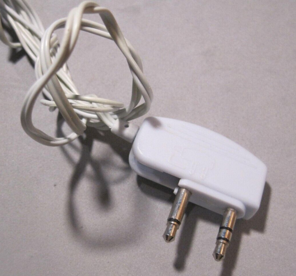 Over Ear Headphones – Airplane Plug – Lot of 4 – Incl. 1 in pkg Air Canada Logo