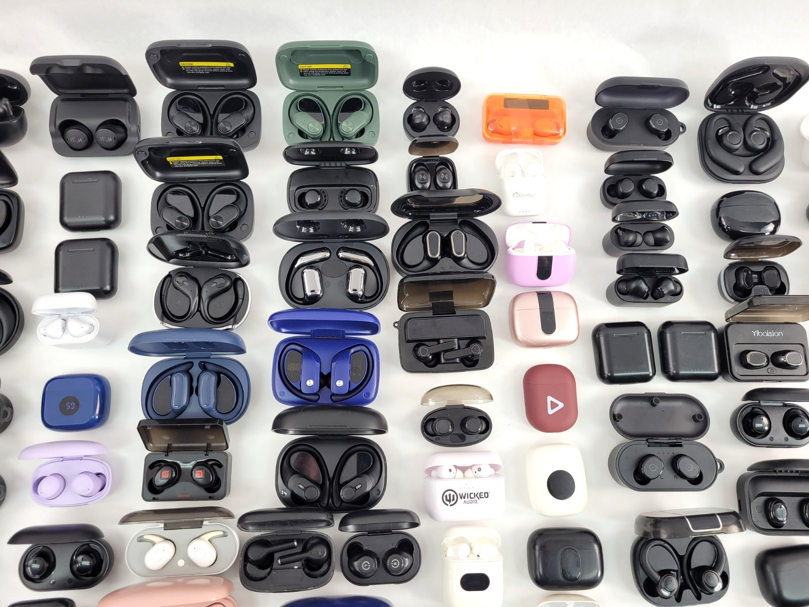 LOT OF 100 Skullcandy JLAB TOZO ONN Helix Generic In-ear Bluetooth Earbuds (3)