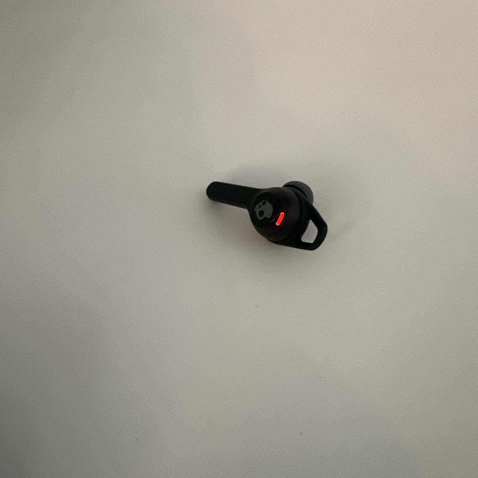 Skullcandy Indy Evo In-Ear Wireless Earbud And Case Microphone, Works READ!!!