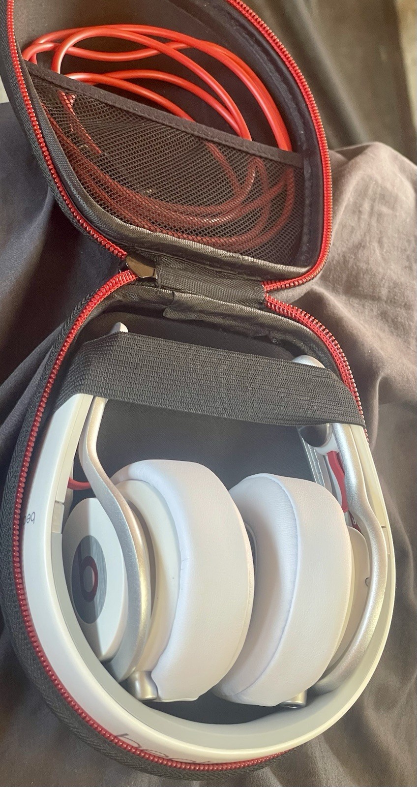 Beats Mixr Mixer Dj Professional Wired Headphones with Case White ⚪️ And 🔴