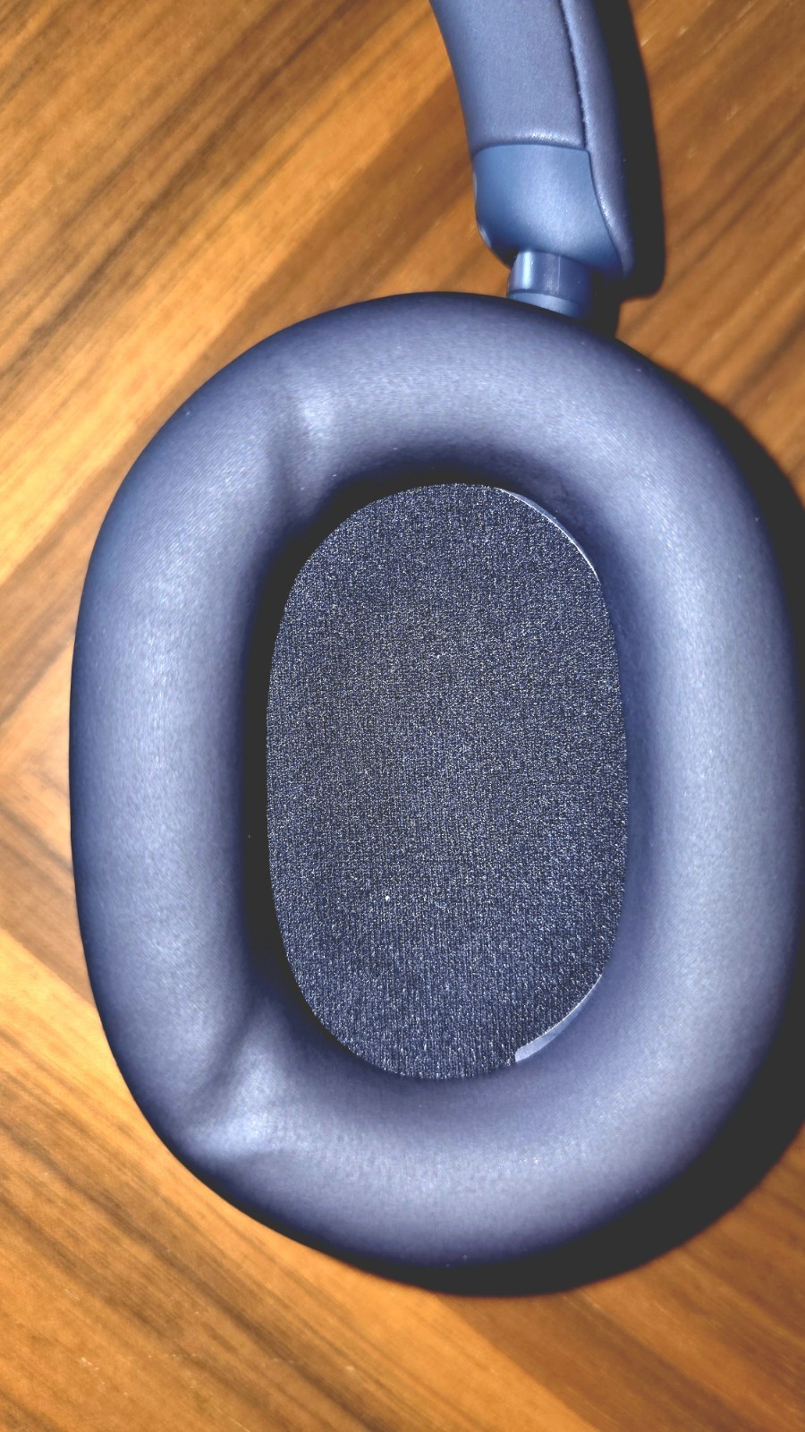 Sony WH-1000XM5 Wireless Noise Canceling Headphones Blue + Case Excellent
